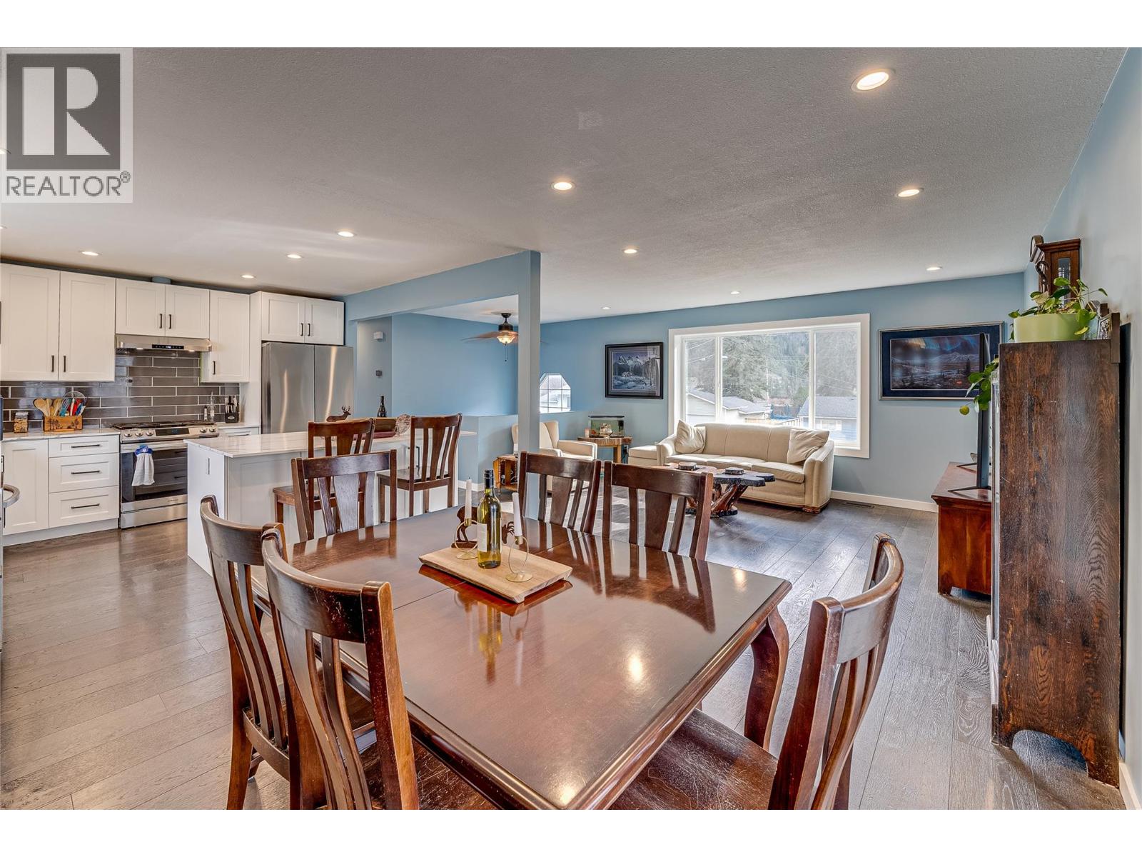 5876 Westwynd Drive, Falkland