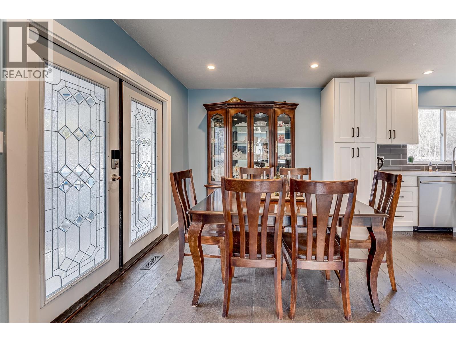 5876 Westwynd Drive, Falkland