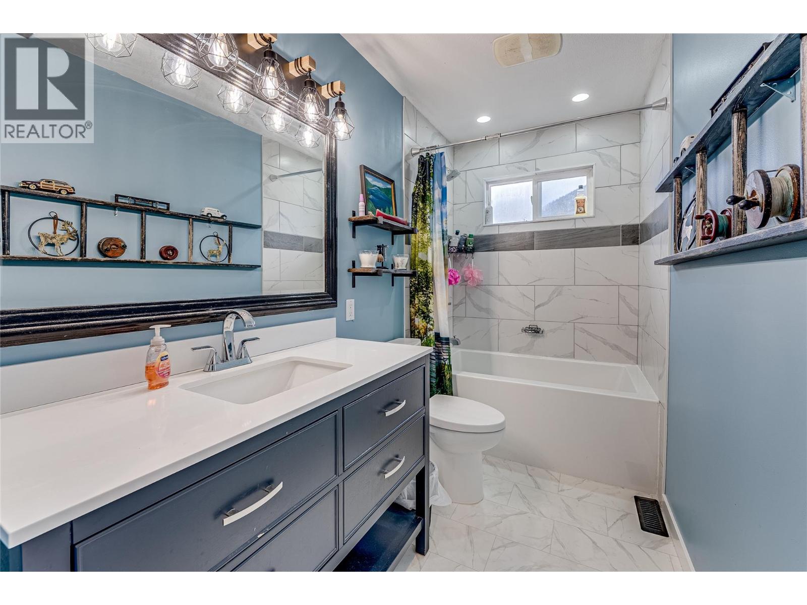 5876 Westwynd Drive, Falkland