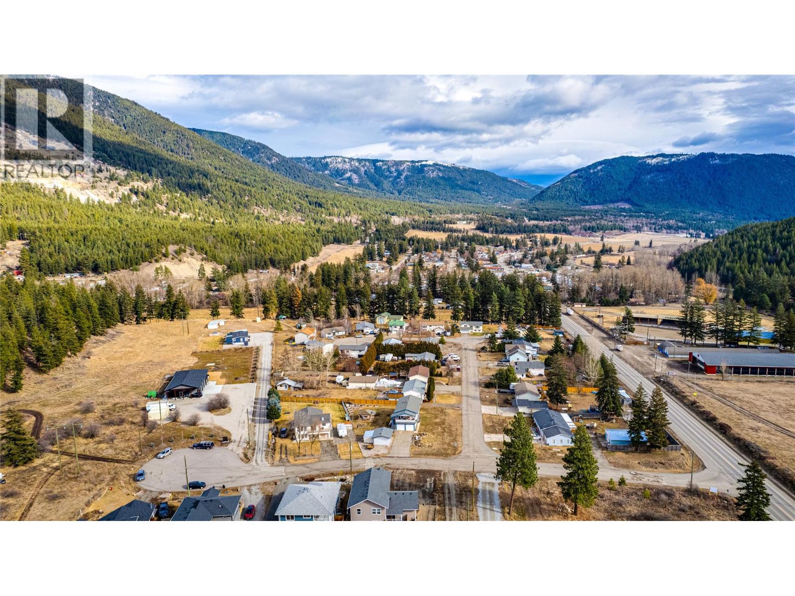 5876 Westwynd Drive, Falkland