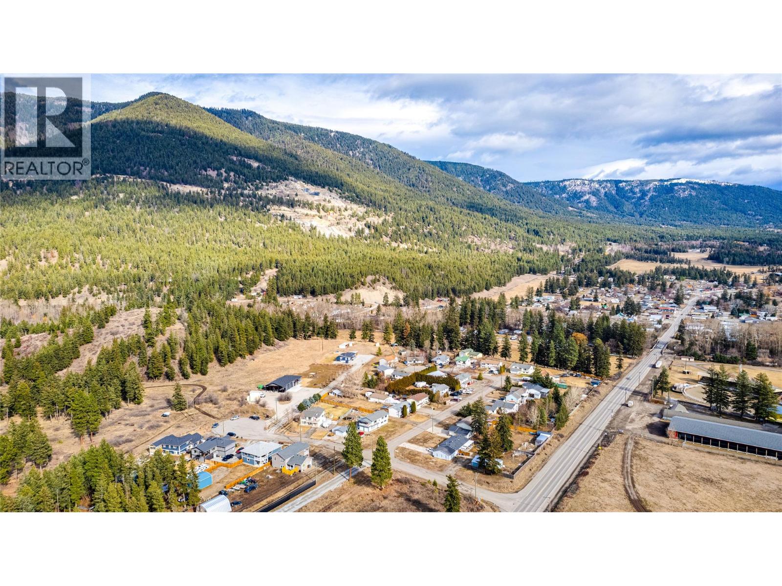 5876 Westwynd Drive, Falkland