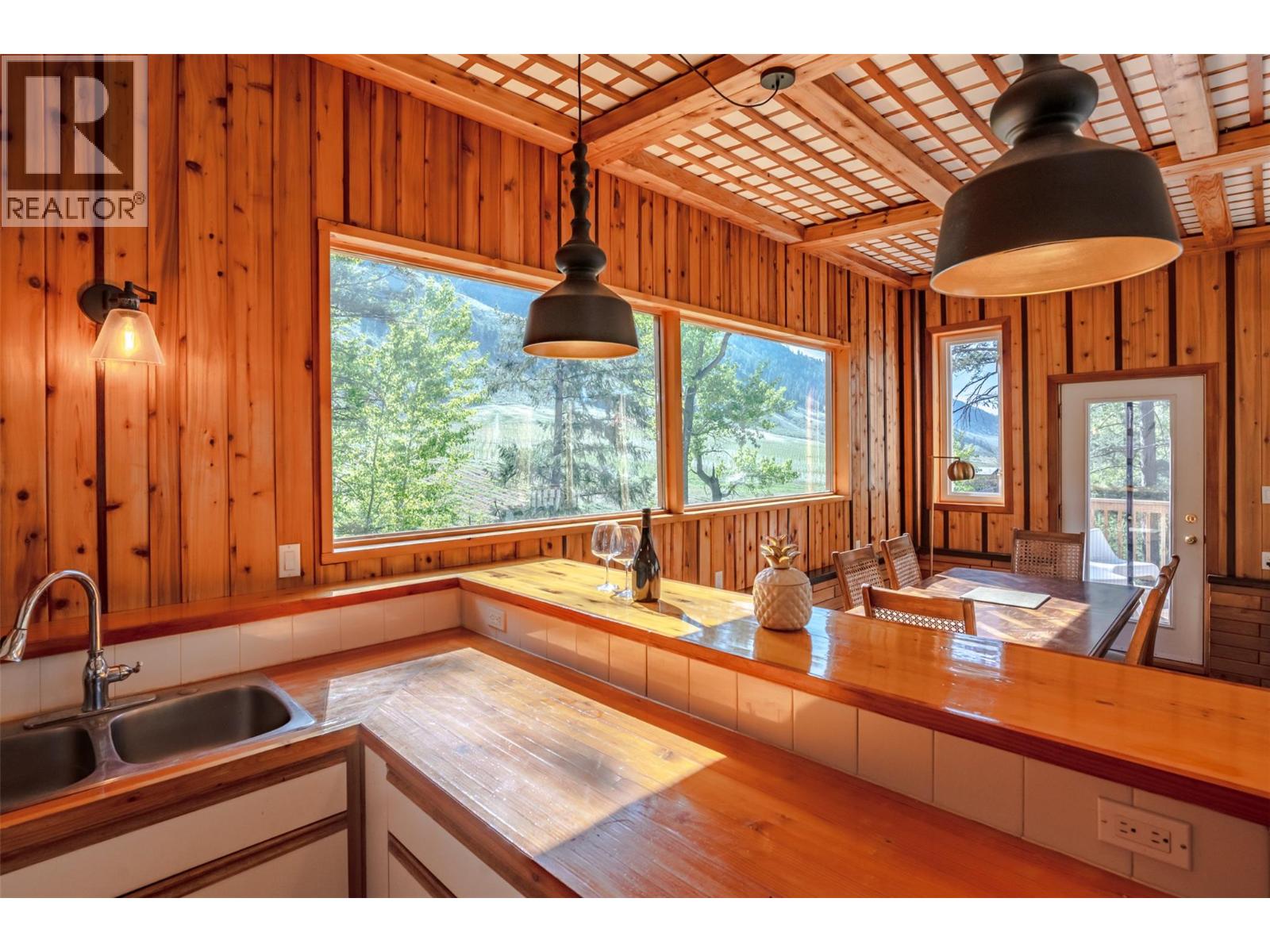 2636 11 Street, Olalla