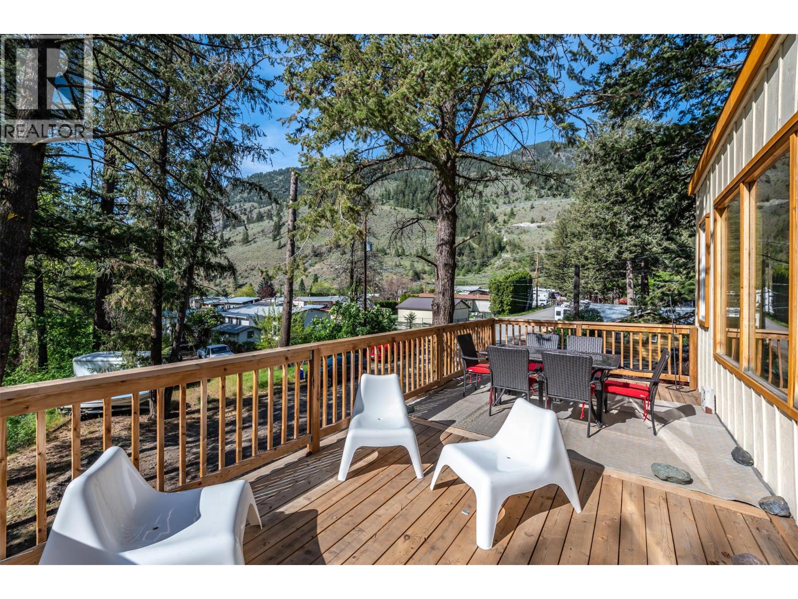 2636 11 Street, Olalla