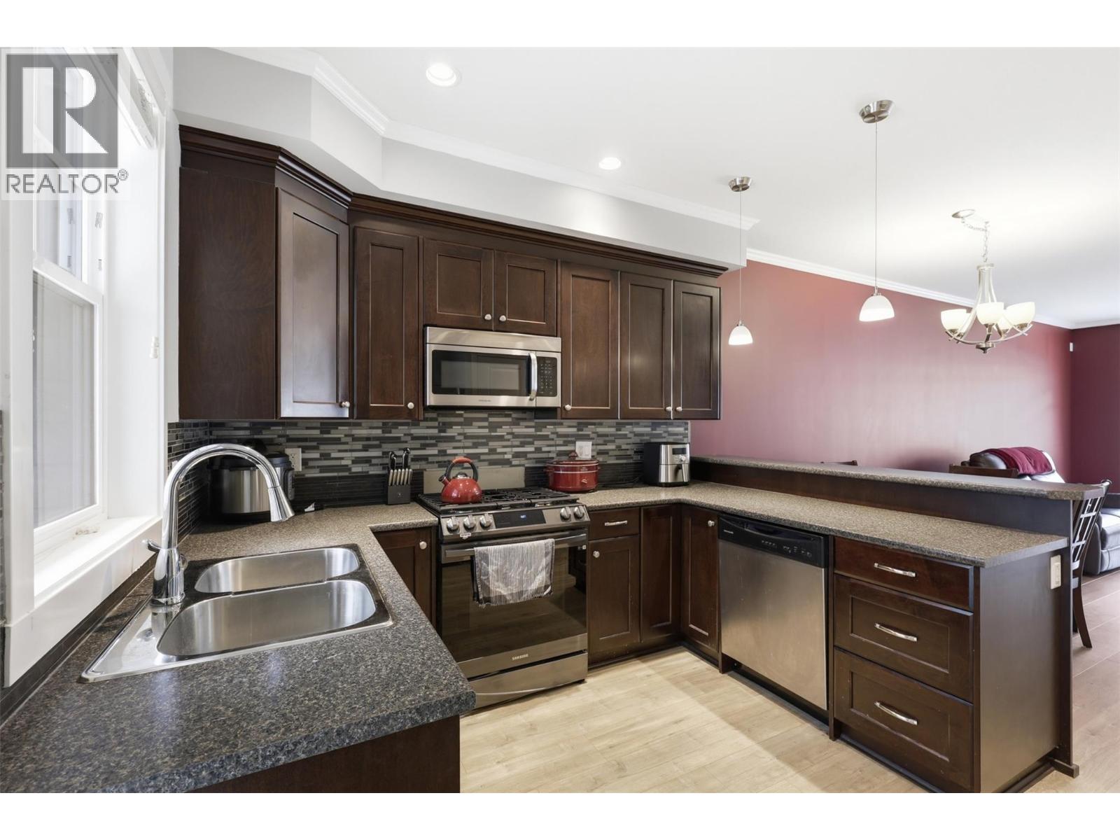 2860 Valleyview Drive Drive Unit# 44, Kamloops