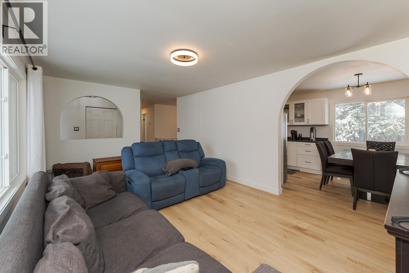 7759 OSGOODE DRIVE - Photo 4 of 40, Prince George, British Columbia