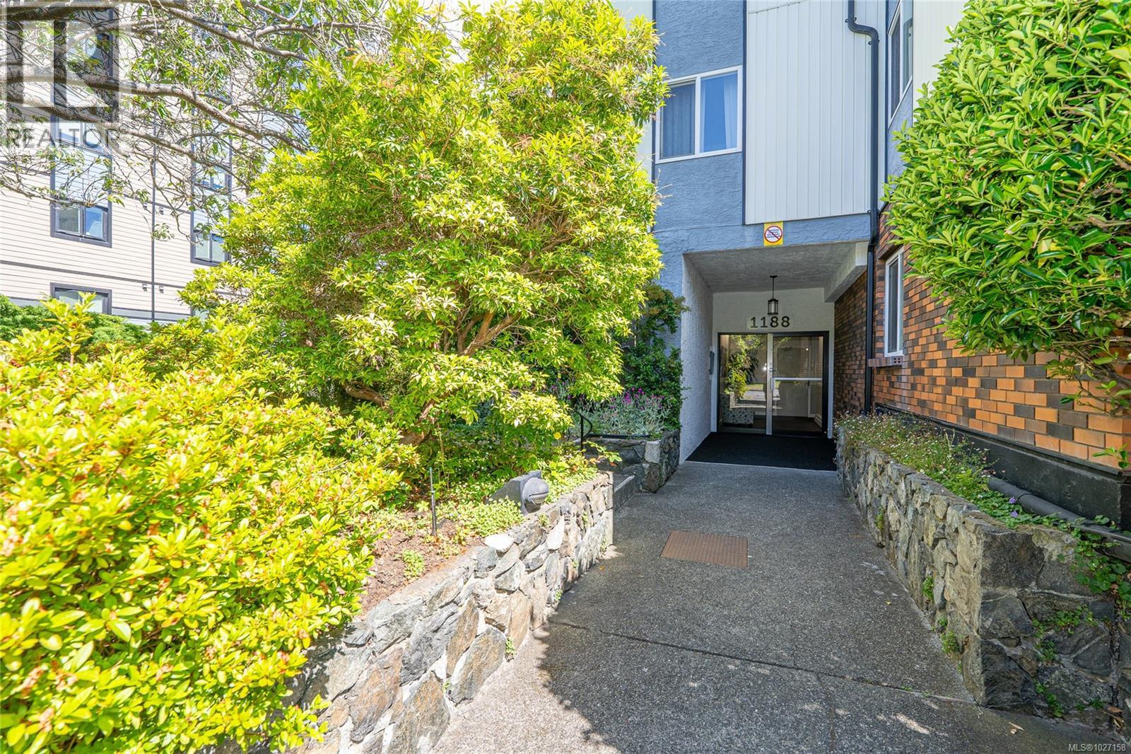 401 1188 Yates Street, Victoria