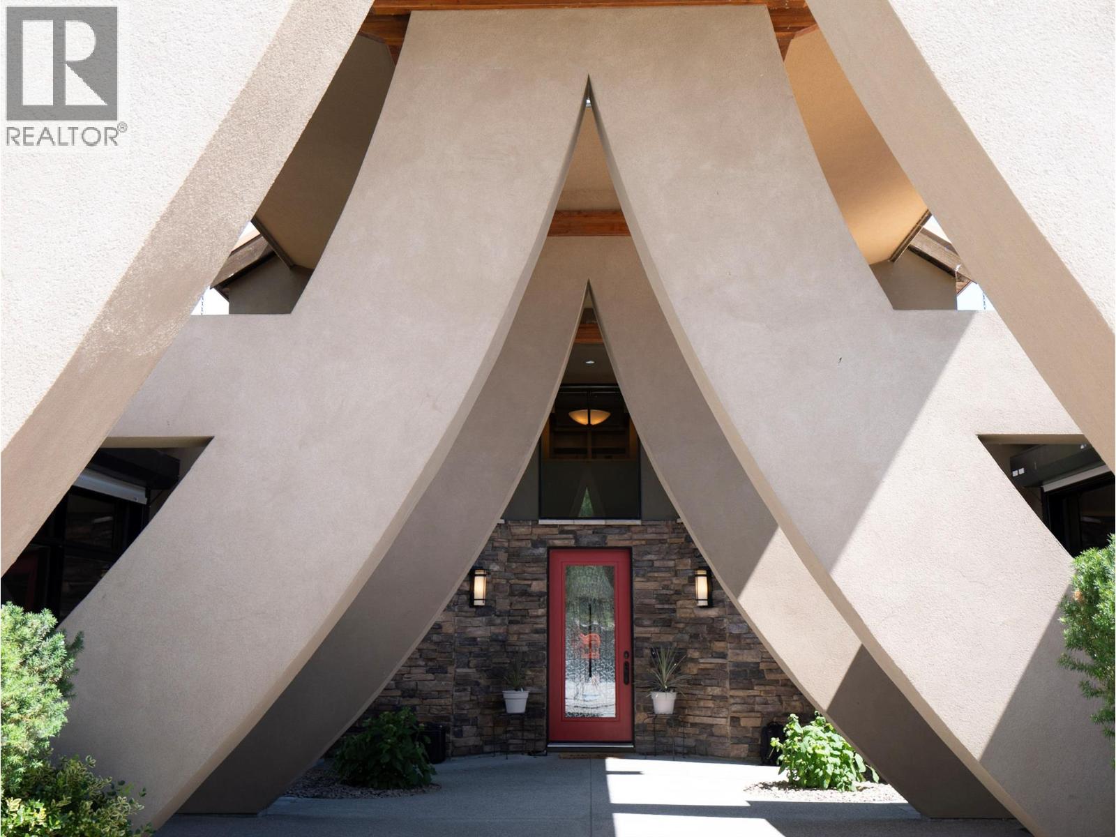  17949 87TH Street, Osoyoos