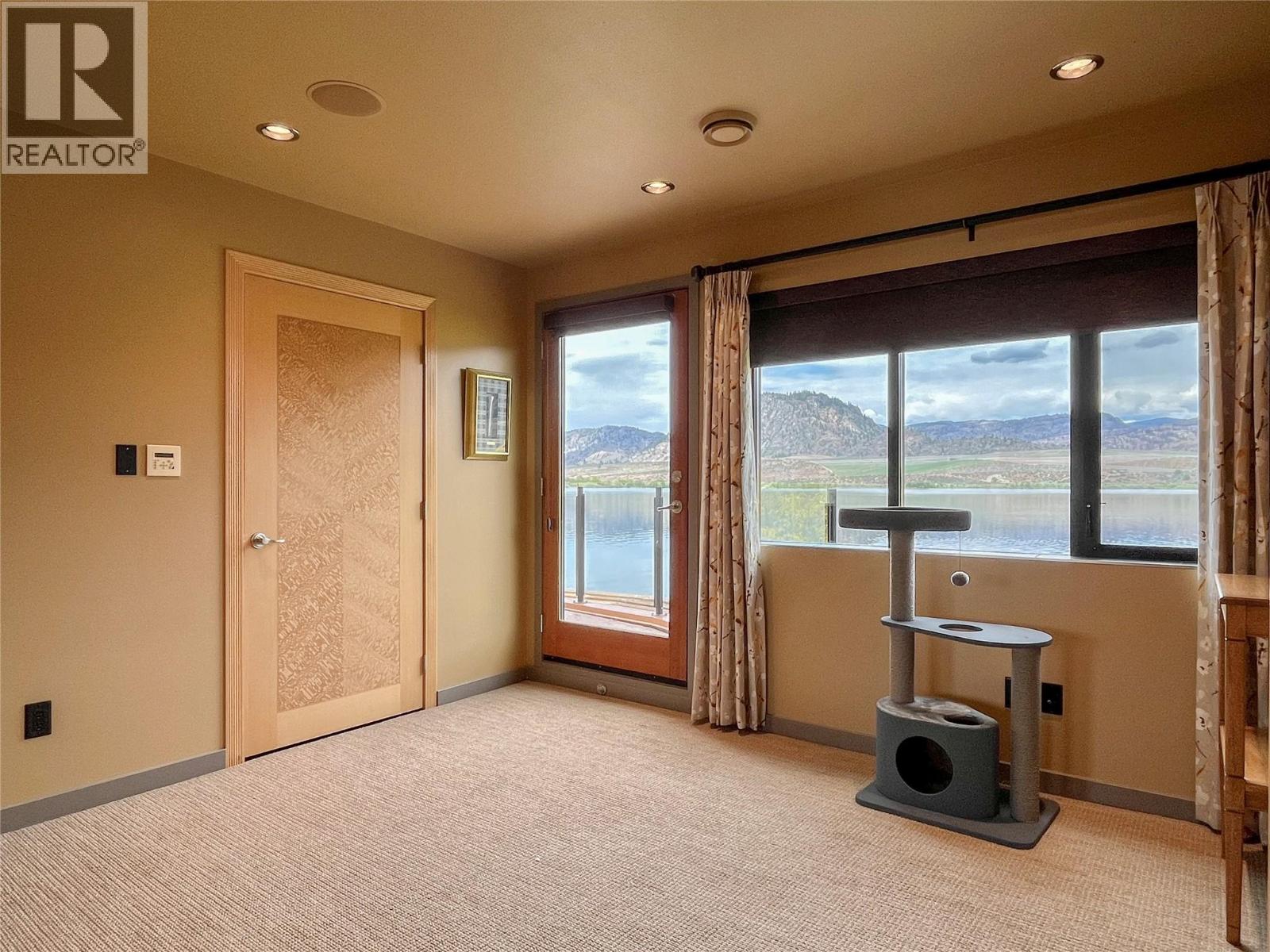  17949 87TH Street, Osoyoos