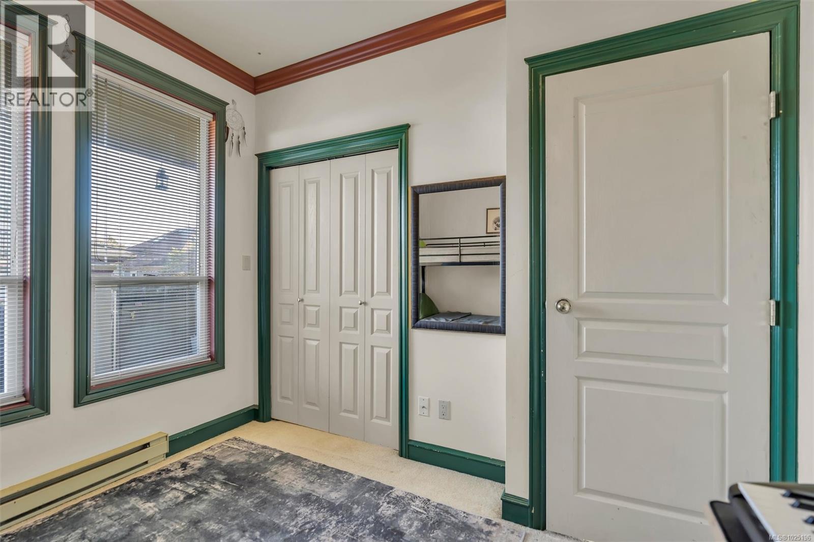 A 142 St. Lawrence Street, Victoria