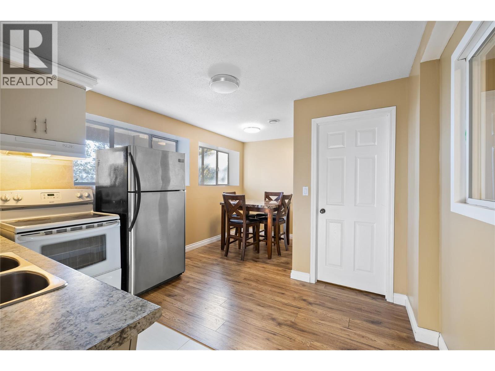 2424 CRAWFORD Street - 42