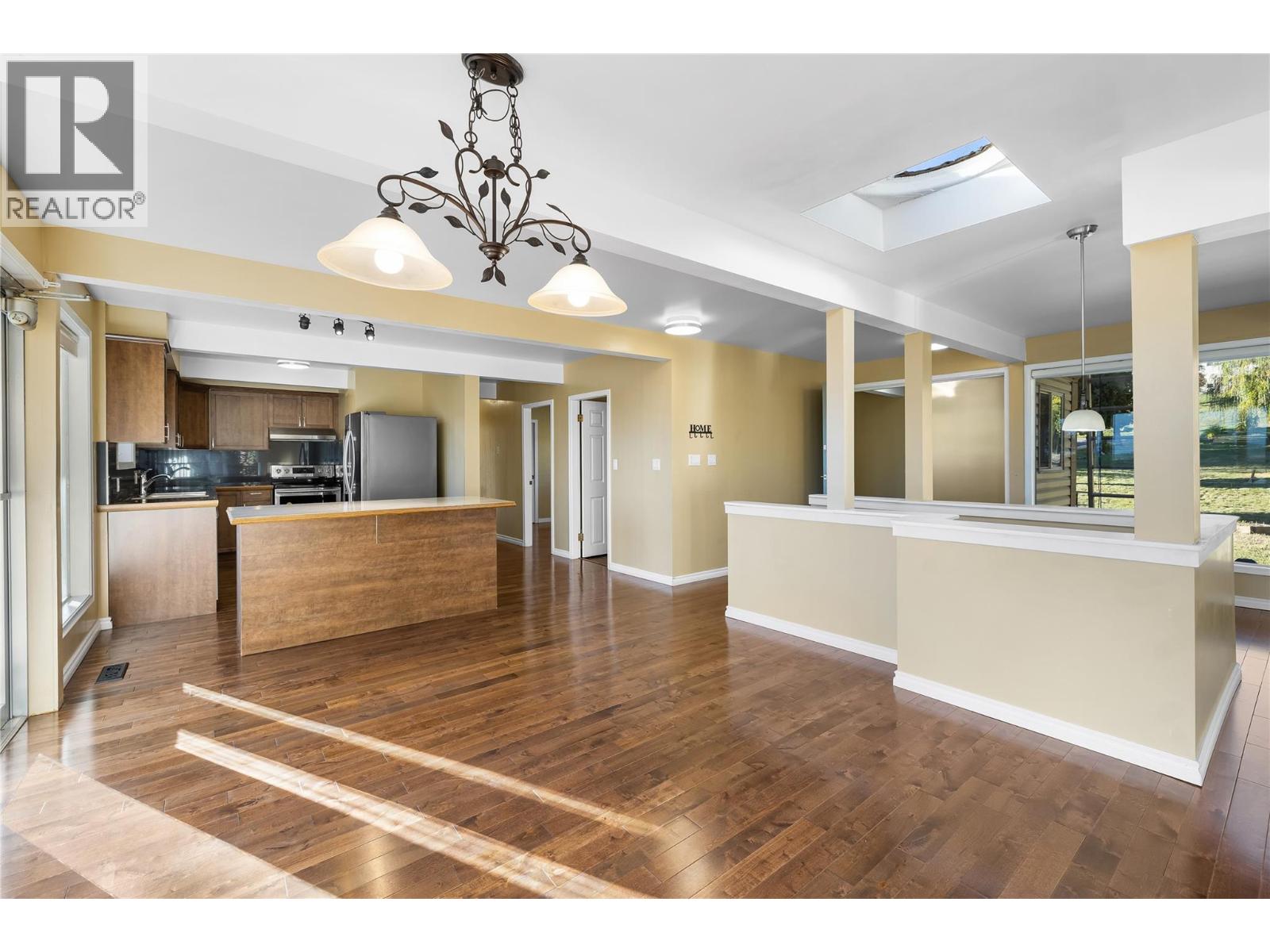 2424 CRAWFORD Street - 9