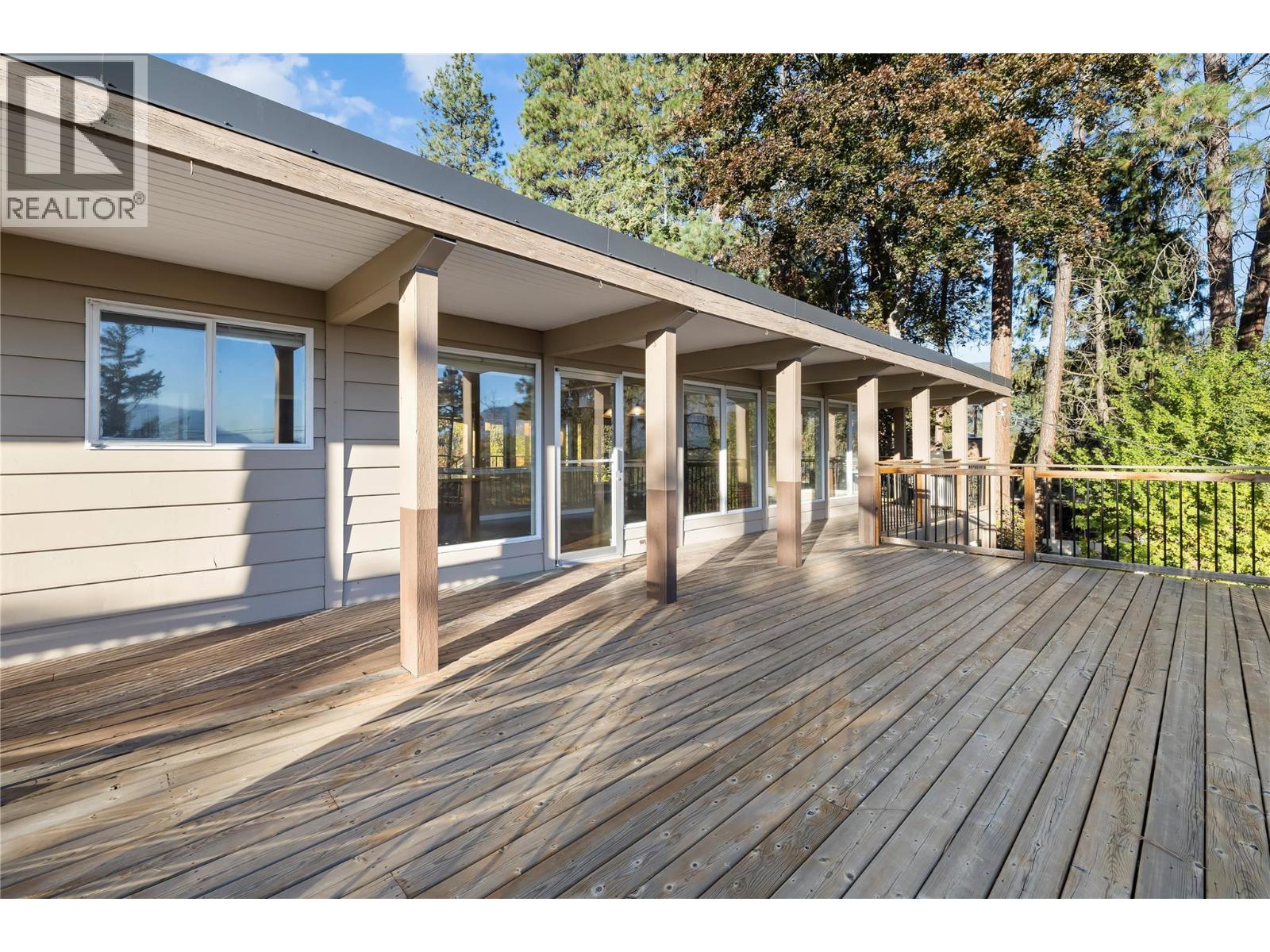 2424 CRAWFORD Street - 50