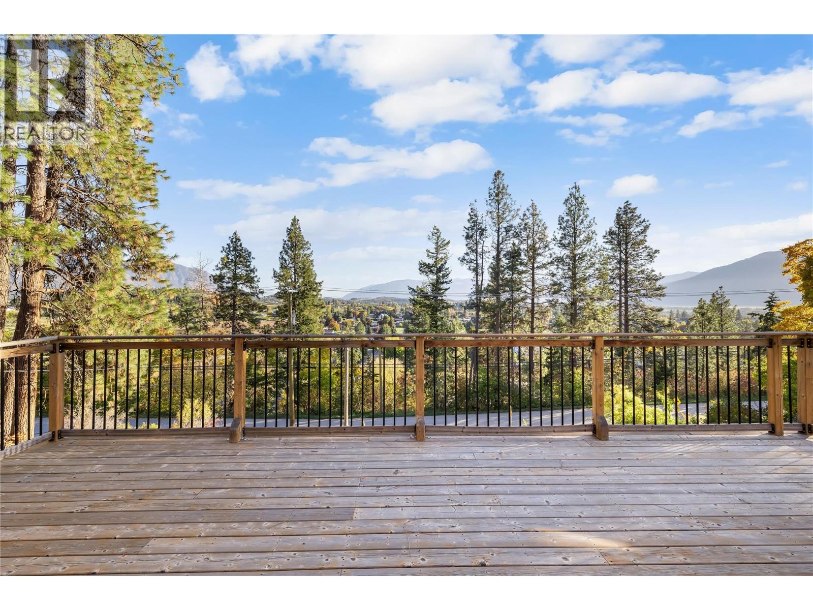 2424 CRAWFORD Street - 3