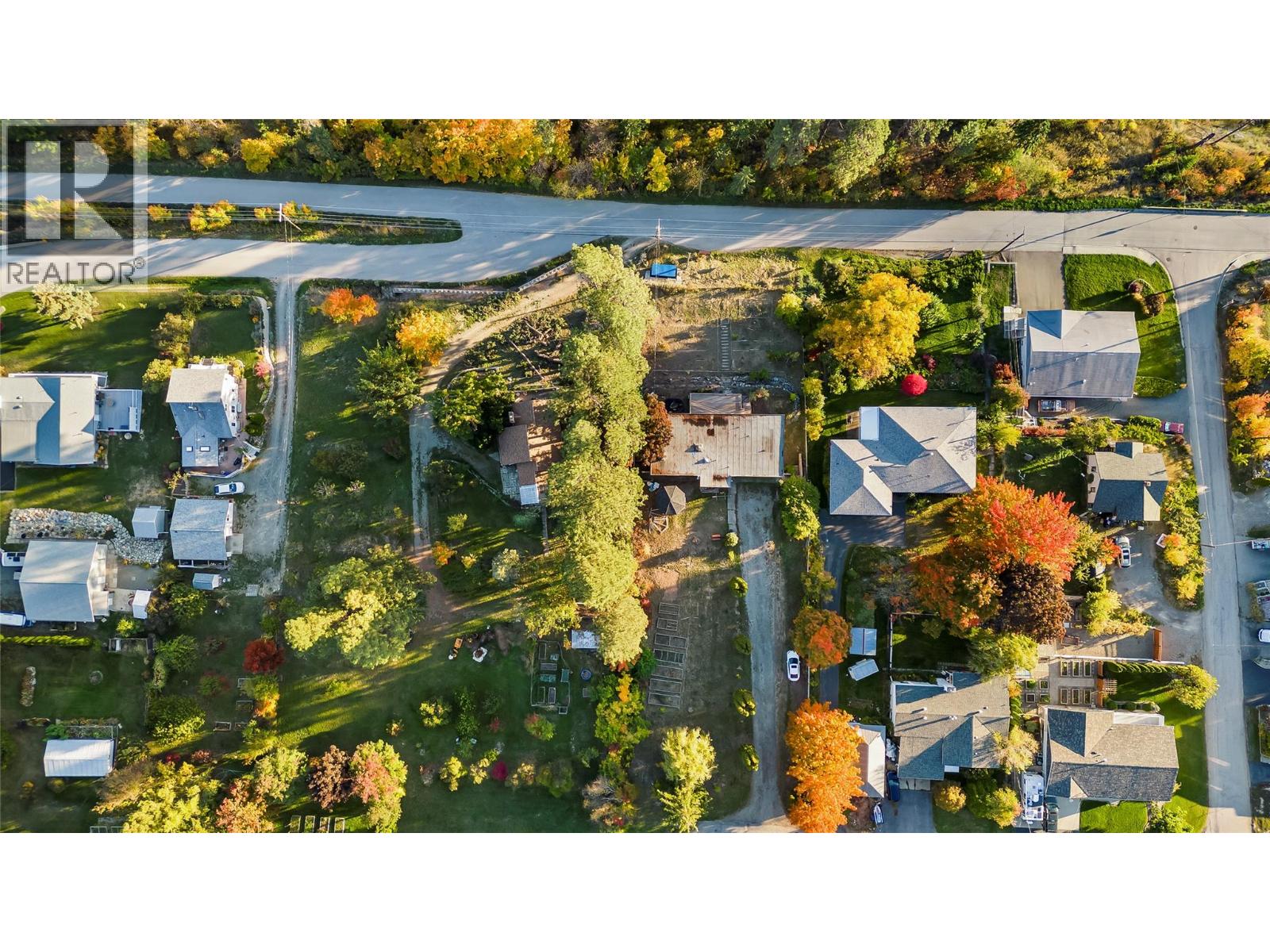 2424 CRAWFORD STREET - 63