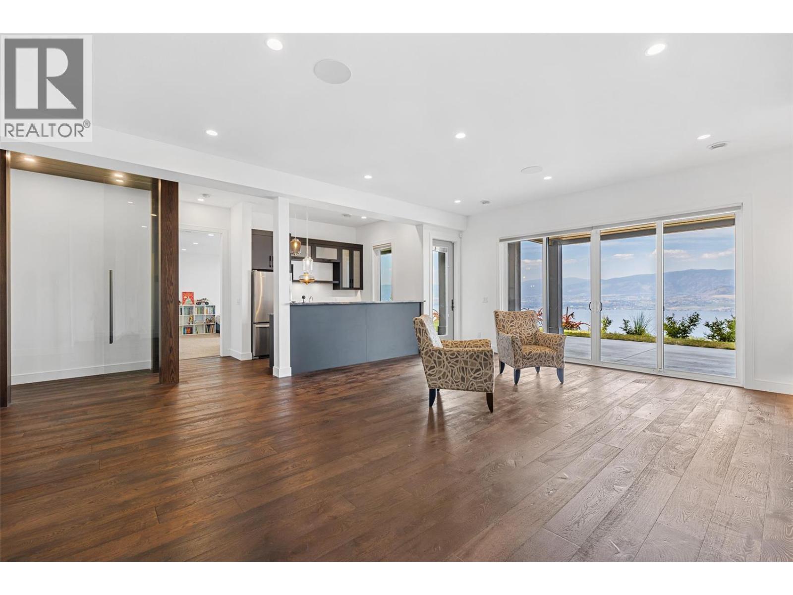  5576 Upper Mission Drive, Kelowna