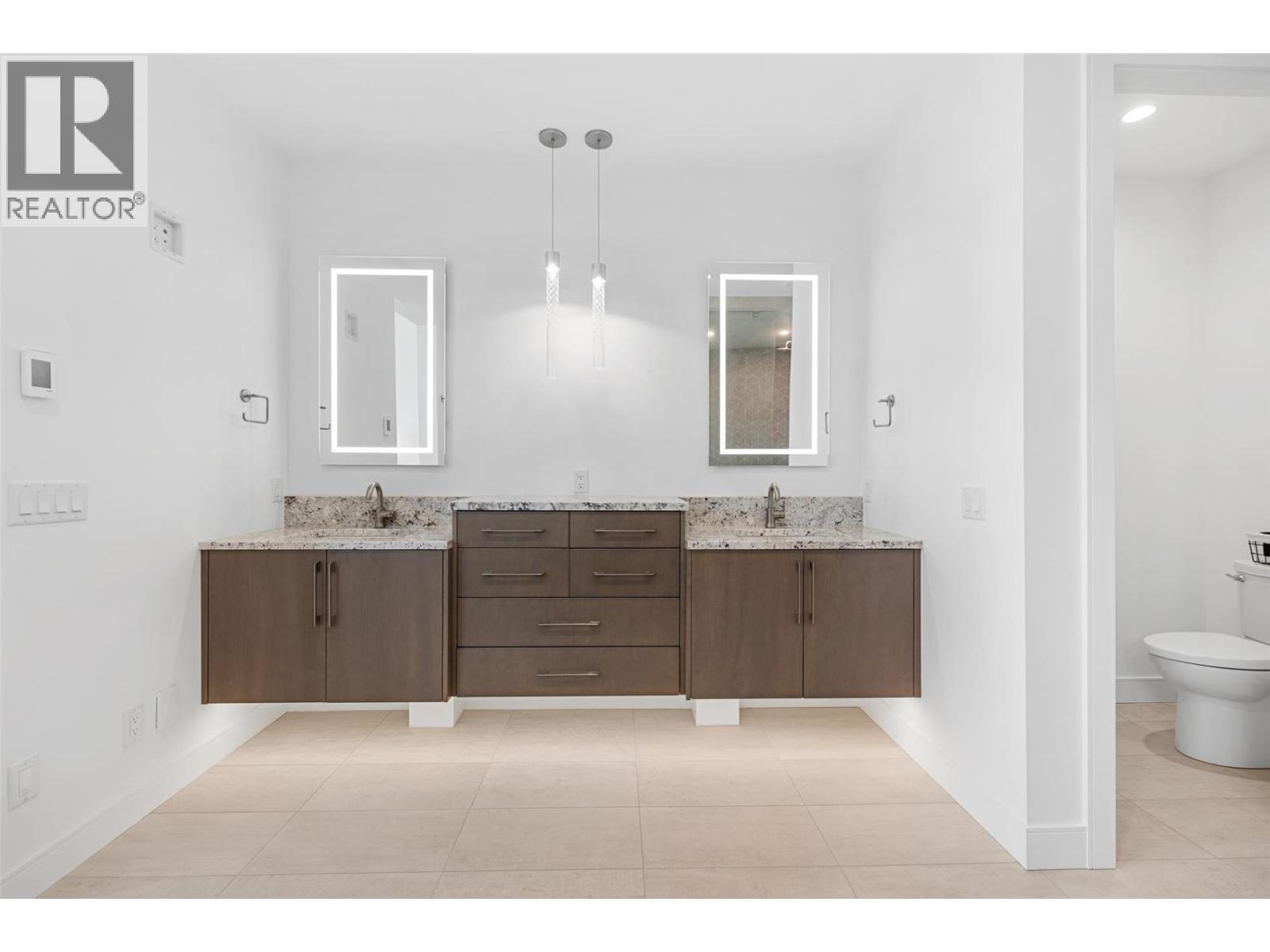  5576 Upper Mission Drive, Kelowna