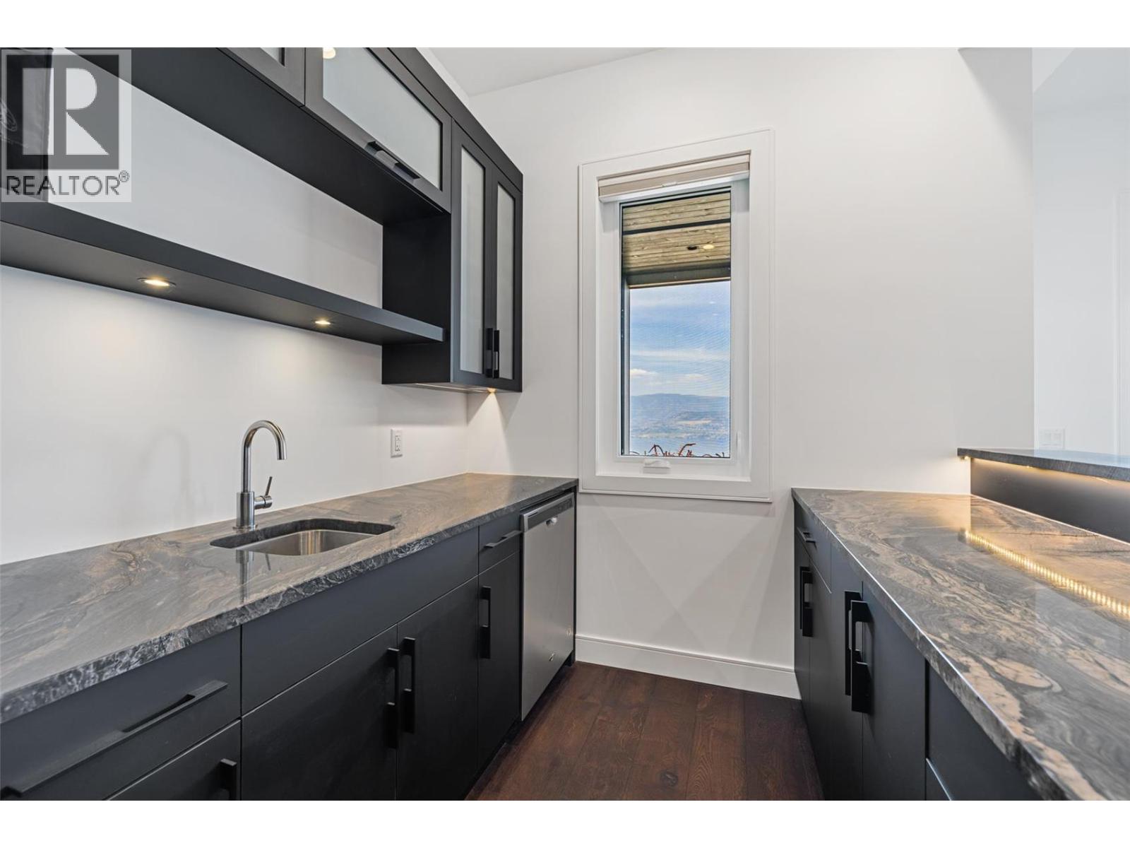  5576 Upper Mission Drive, Kelowna