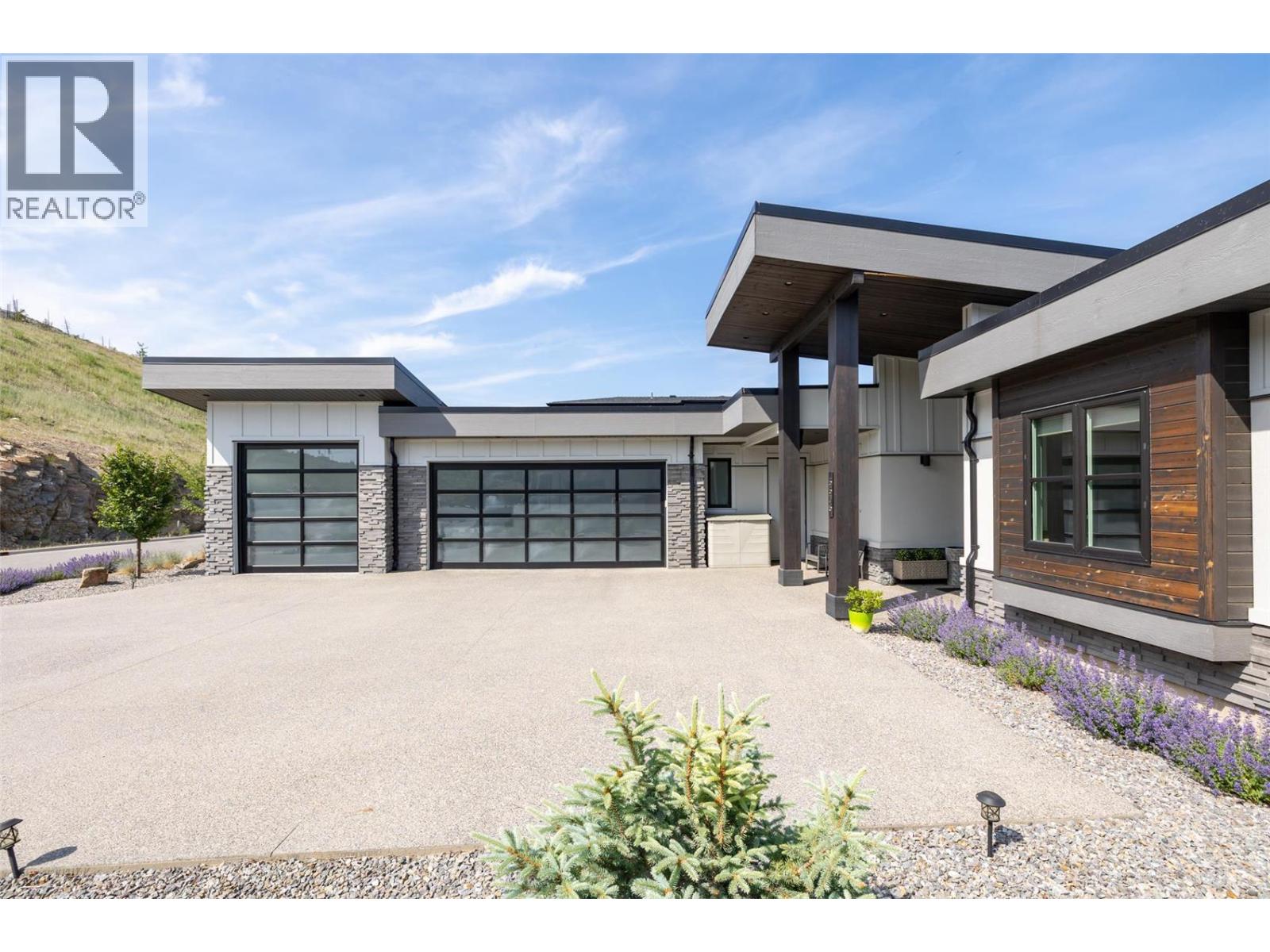  5576 Upper Mission Drive, Kelowna