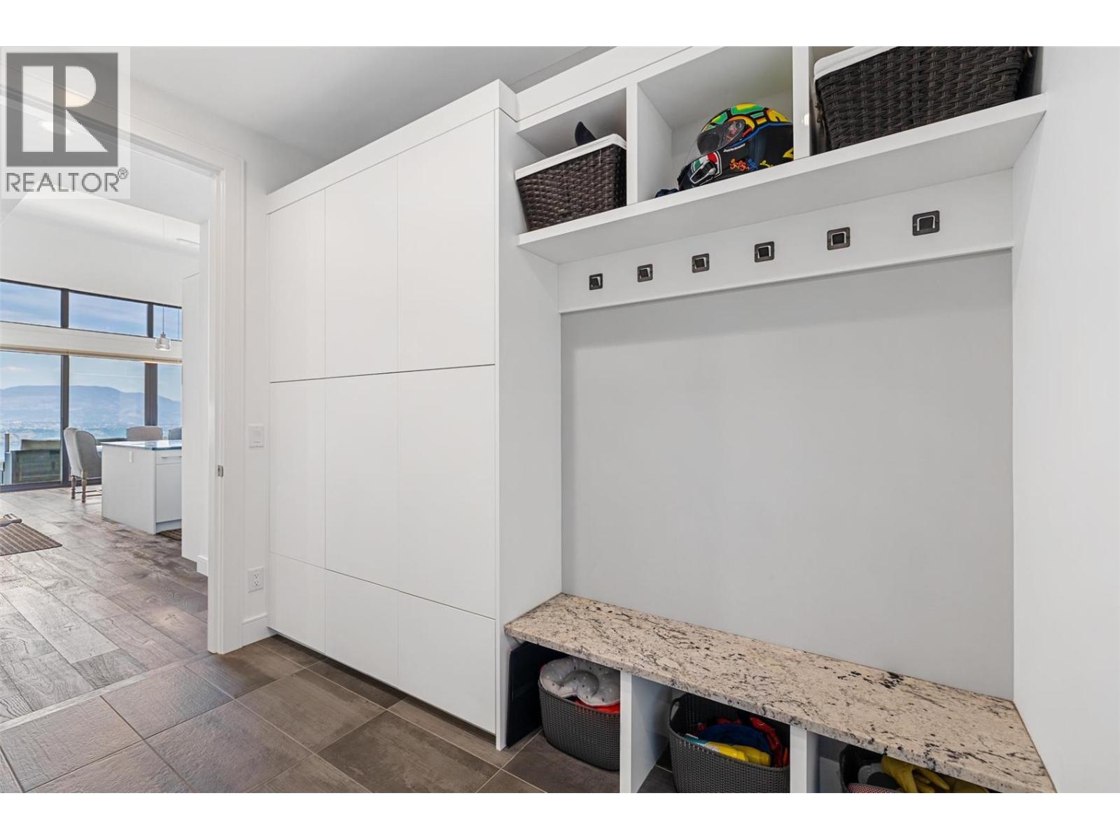  5576 Upper Mission Drive, Kelowna