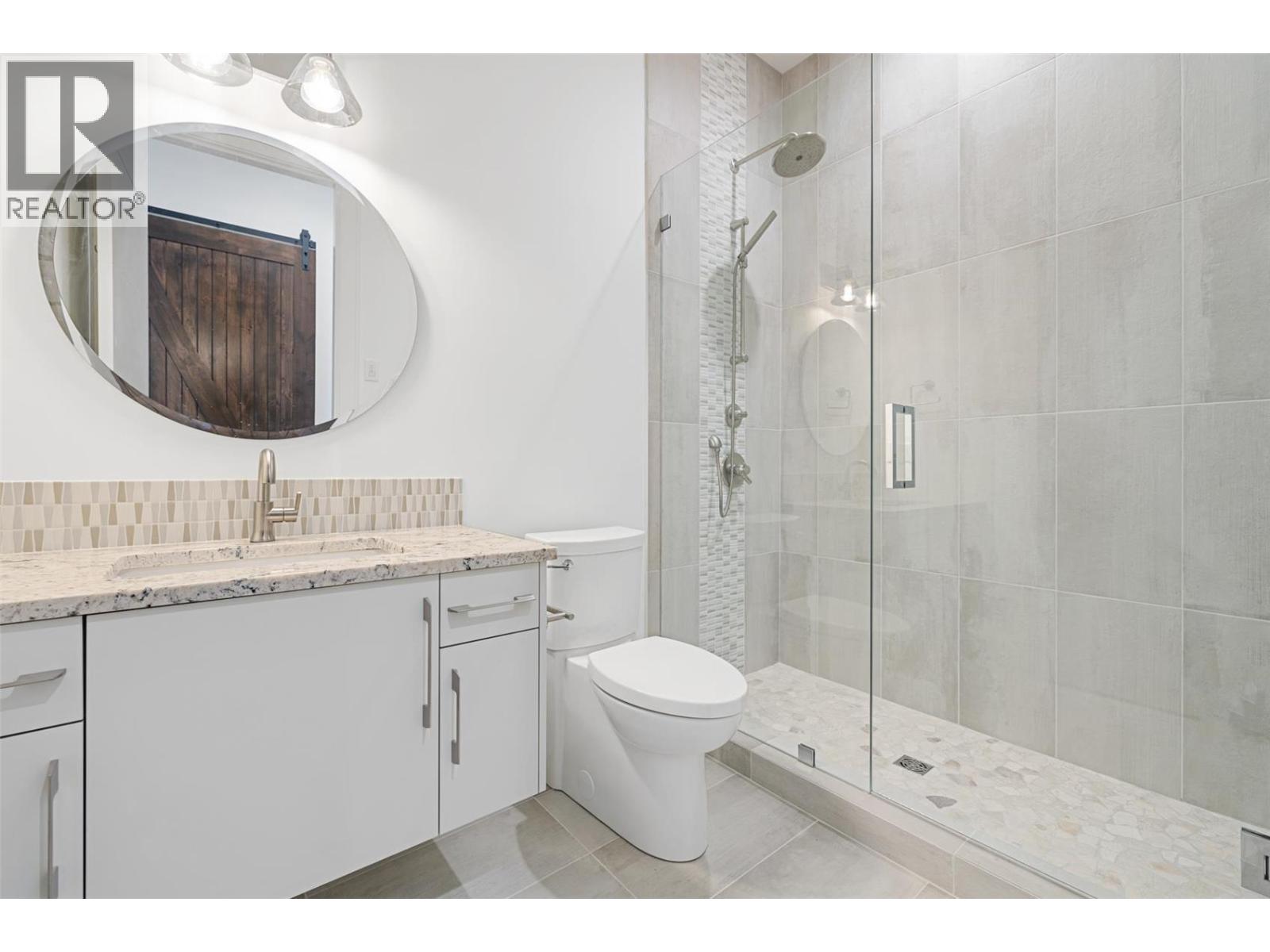  5576 Upper Mission Drive, Kelowna