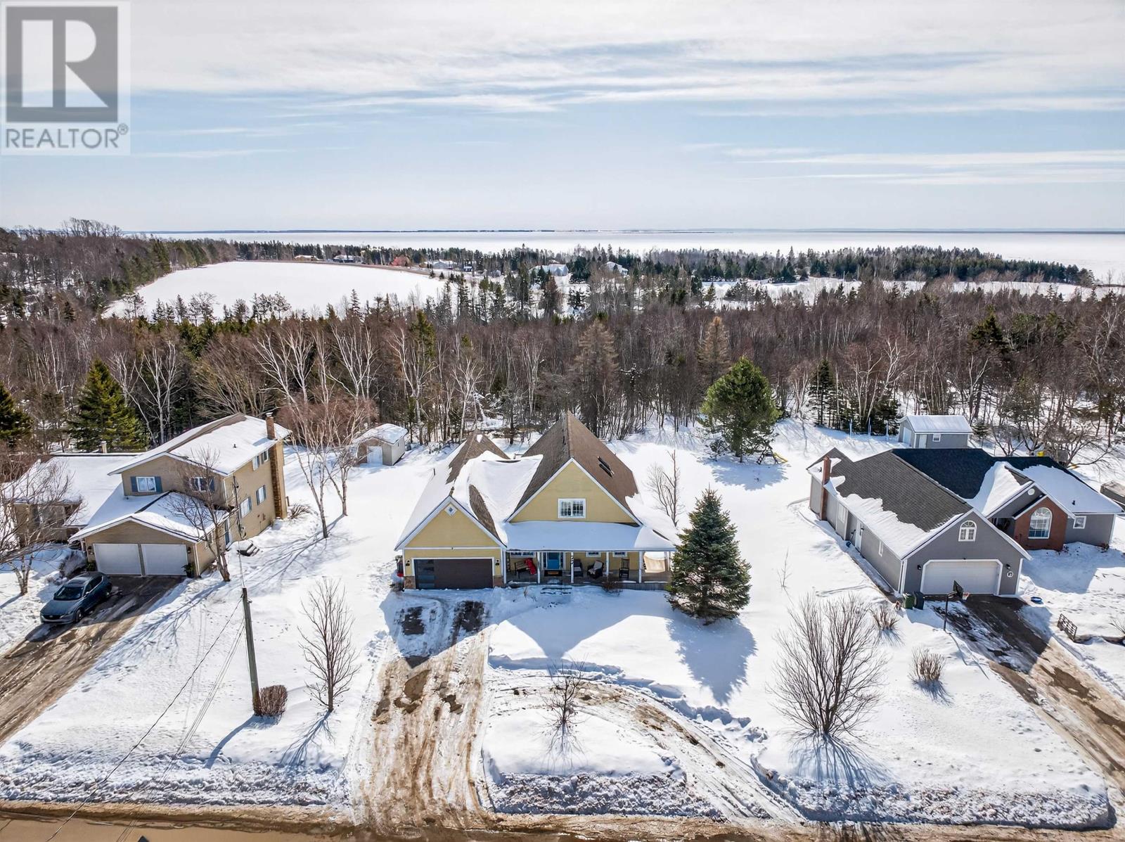 22 Dorothy Avenue - Photo 5 of 50, Stratford, Prince Edward Island