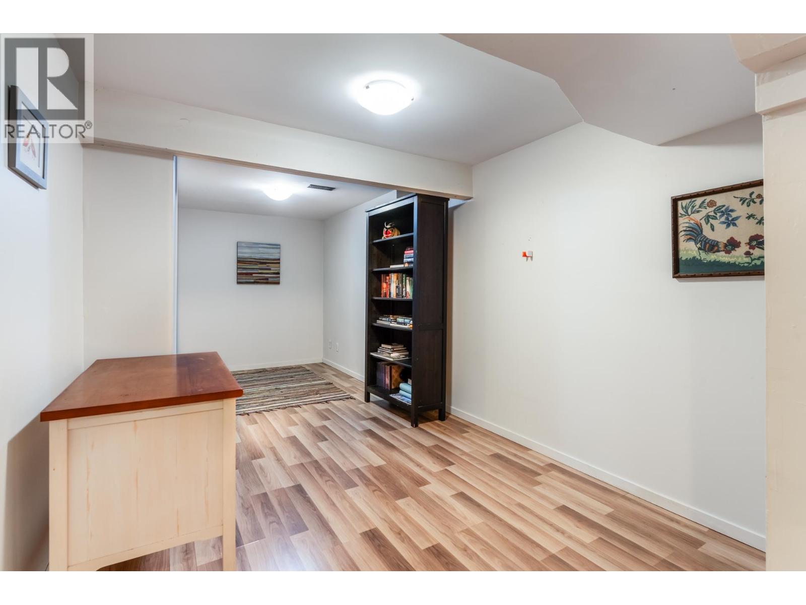 2060 DEEP COVE CRESCENT, North Vancouver