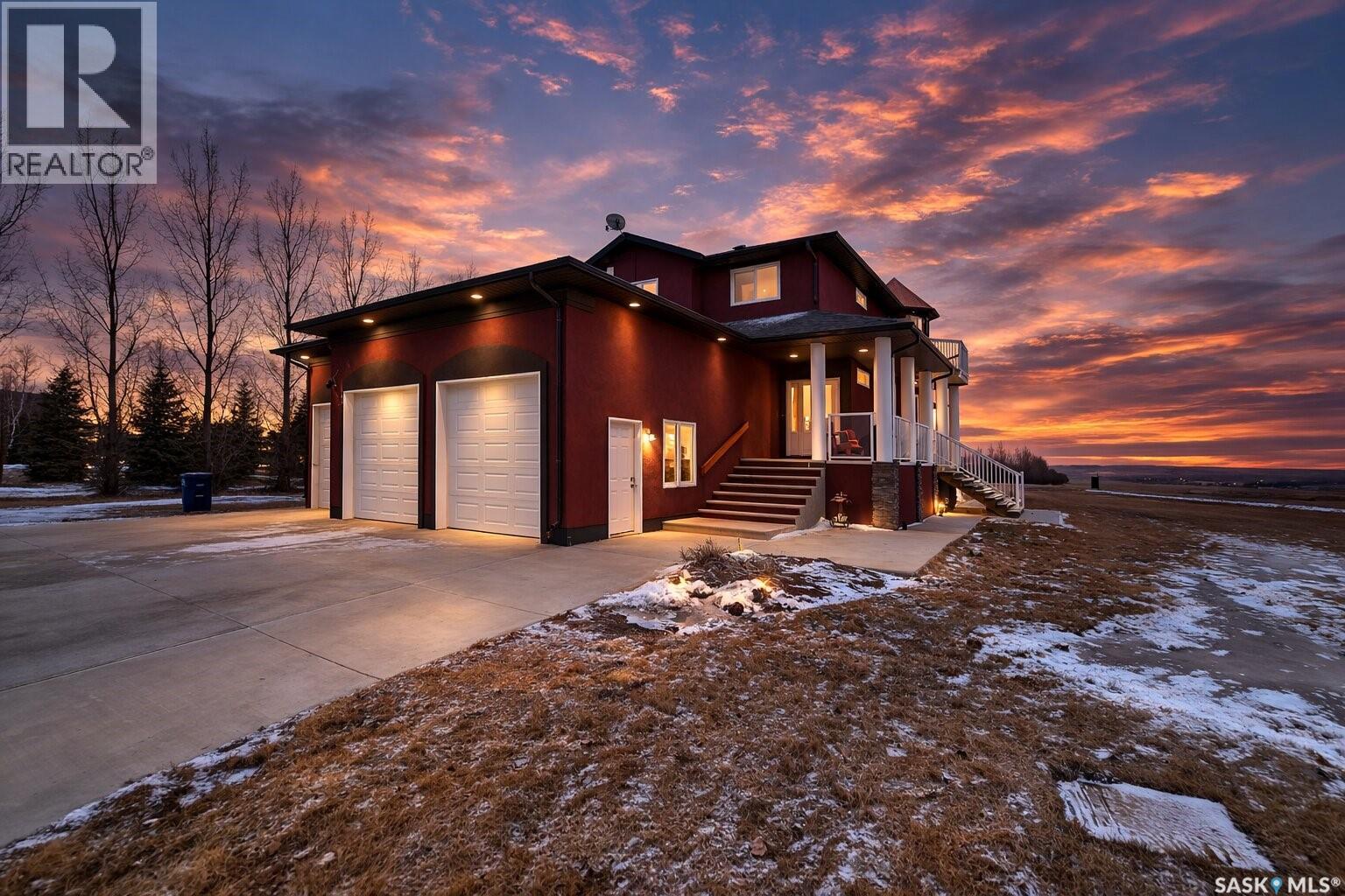 111 WESTVIEW DRIVE - 1