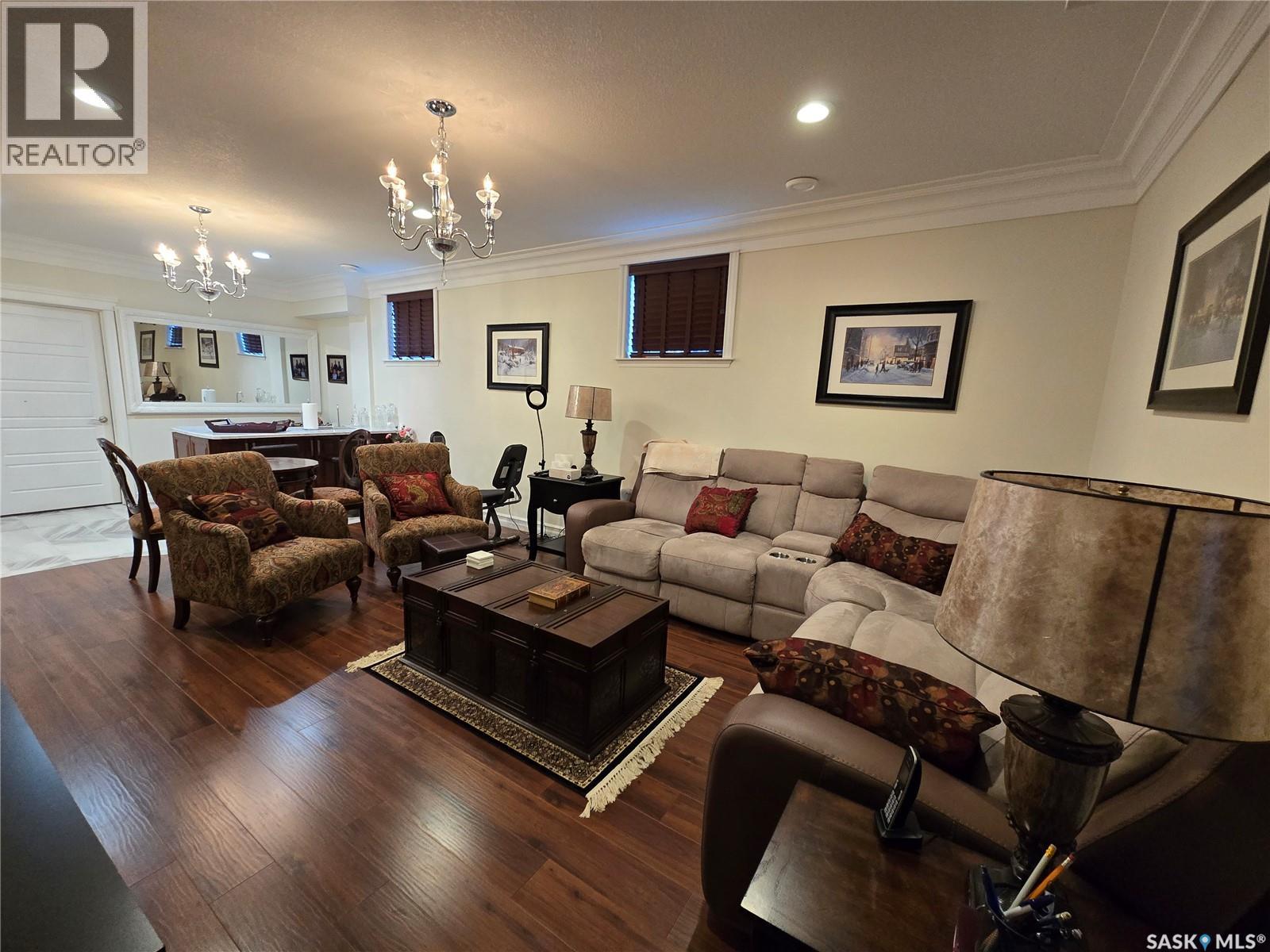 111 WESTVIEW DRIVE - 31