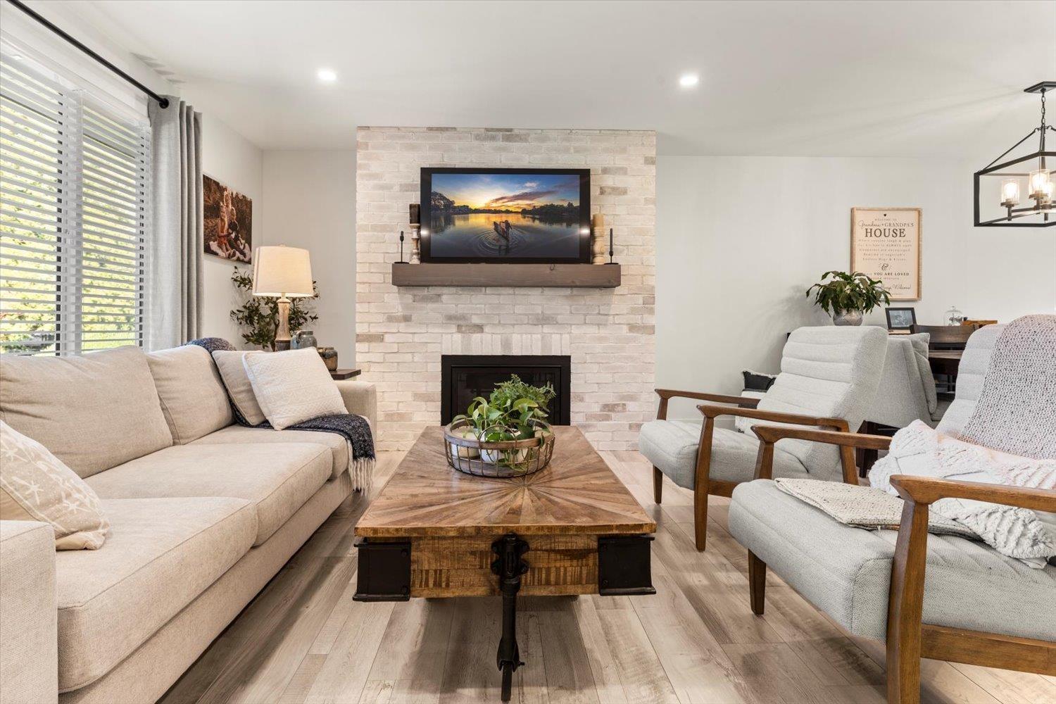 540 NAISMITH AVENUE, Harrison Hot Springs, Harrison Hot Springs