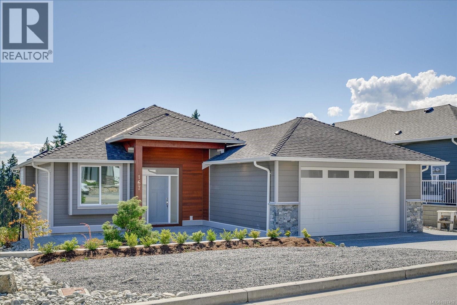 167 Golden Oaks Cres - 1