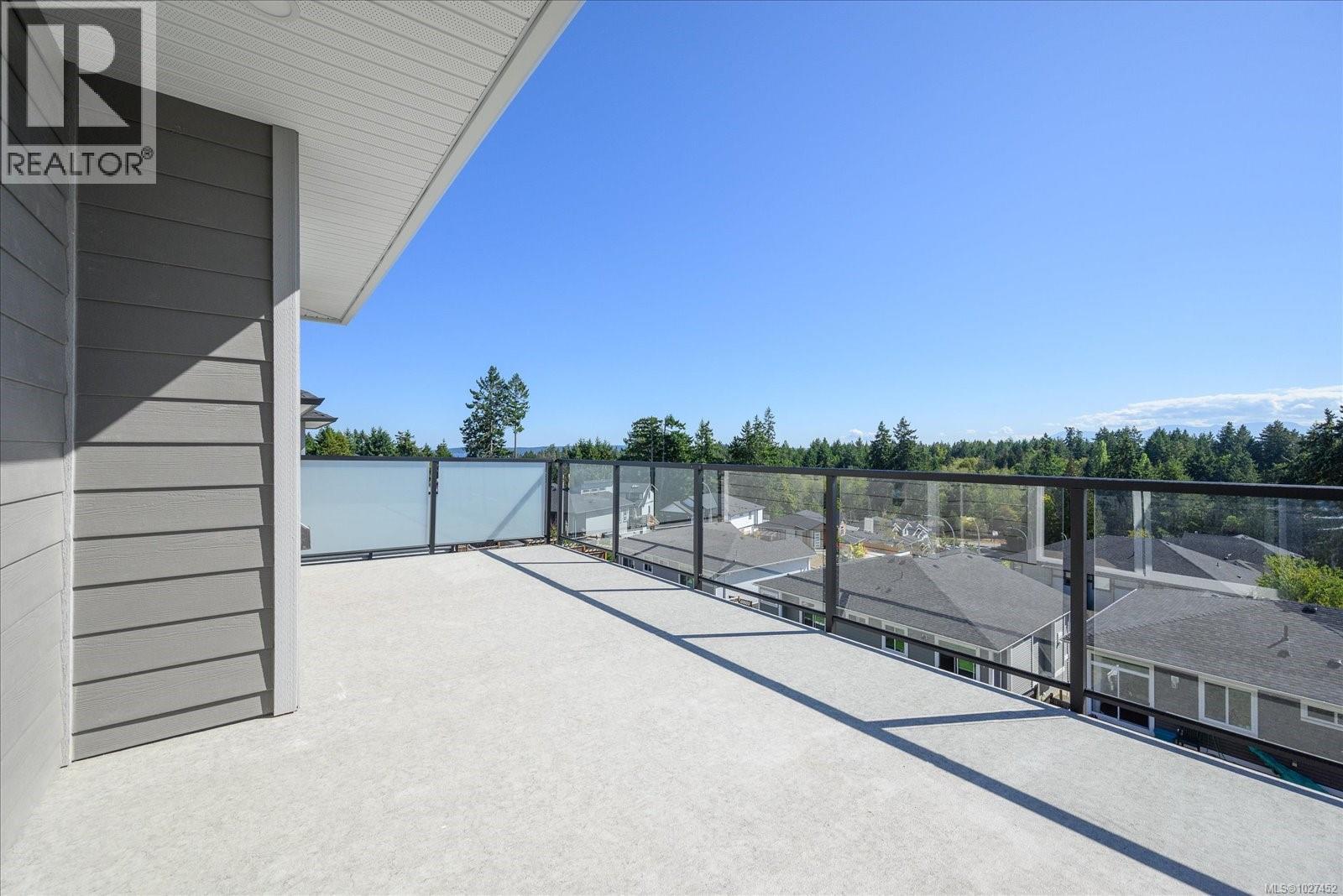 167 Golden Oaks Cres - 25