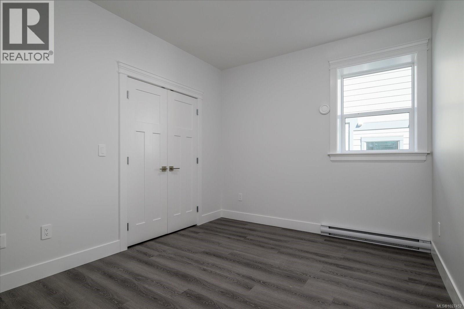167 Golden Oaks Cres - 48