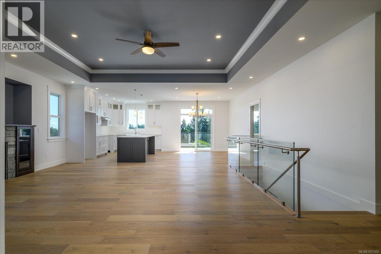 167 Golden Oaks Cres - 5