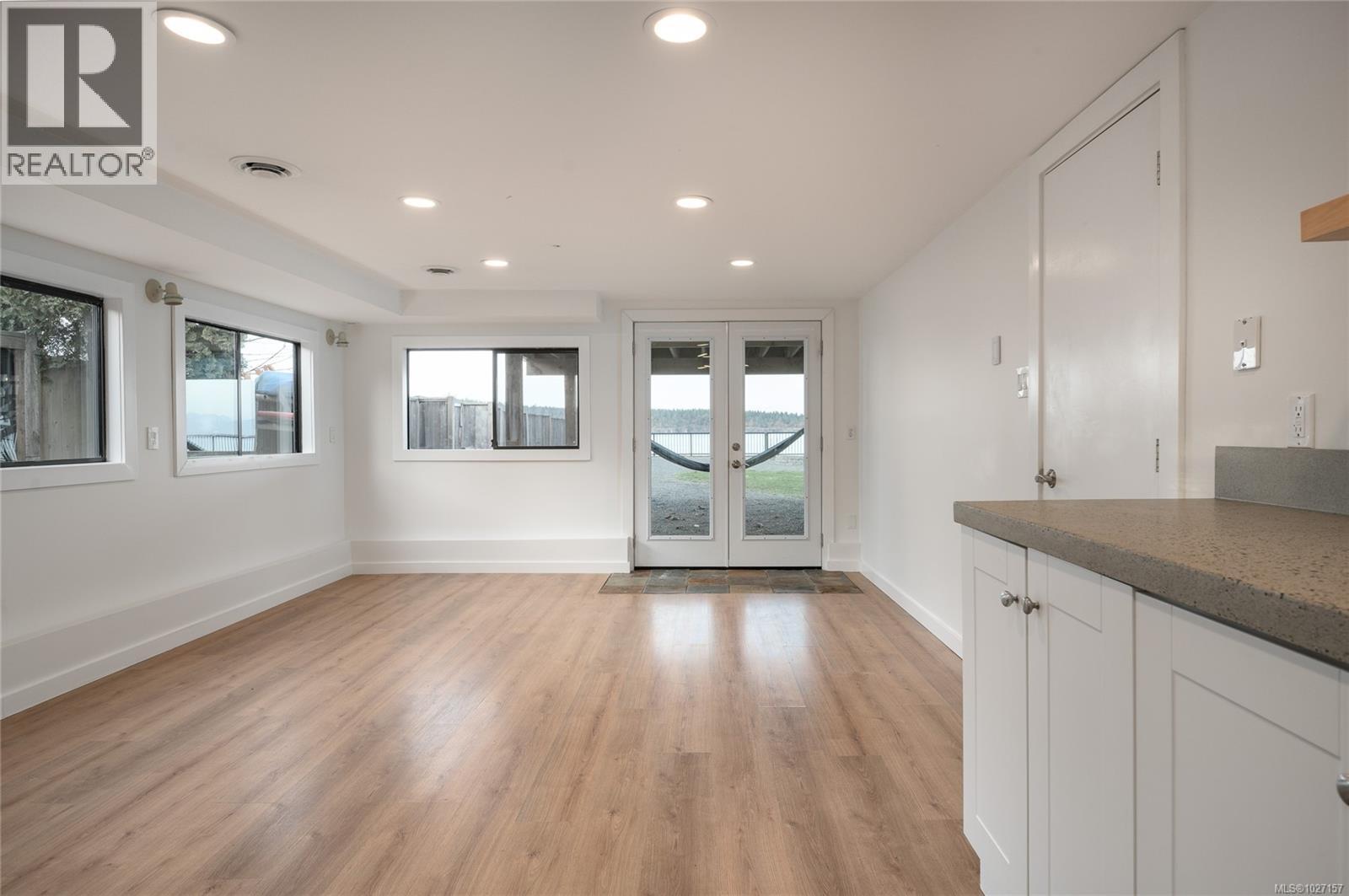 7850 SHANGRI-LA RD - 48