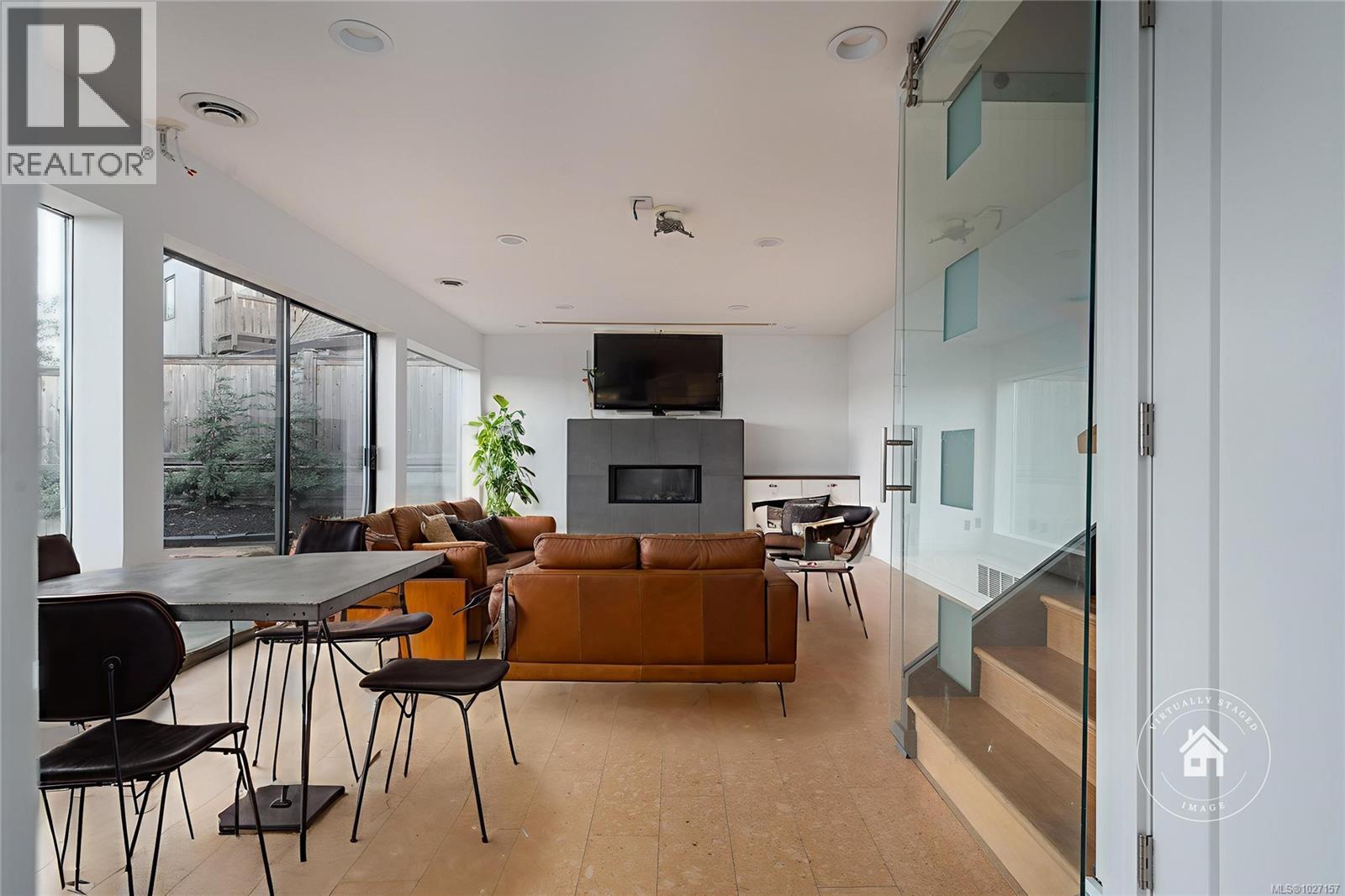 7850 SHANGRI-LA RD - 56