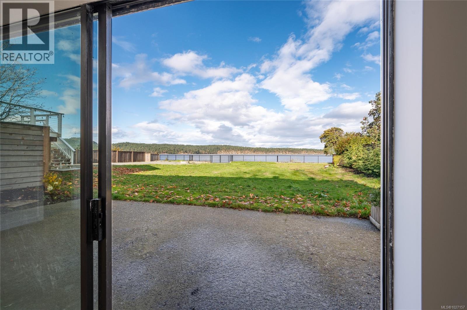 7850 SHANGRI-LA RD - 61