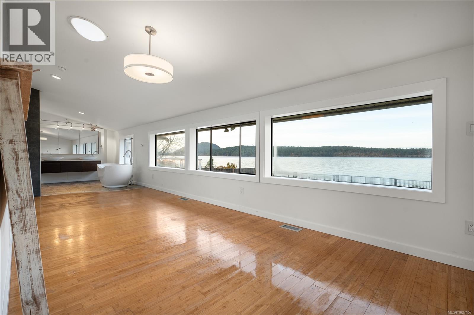 7850 SHANGRI-LA RD - 65