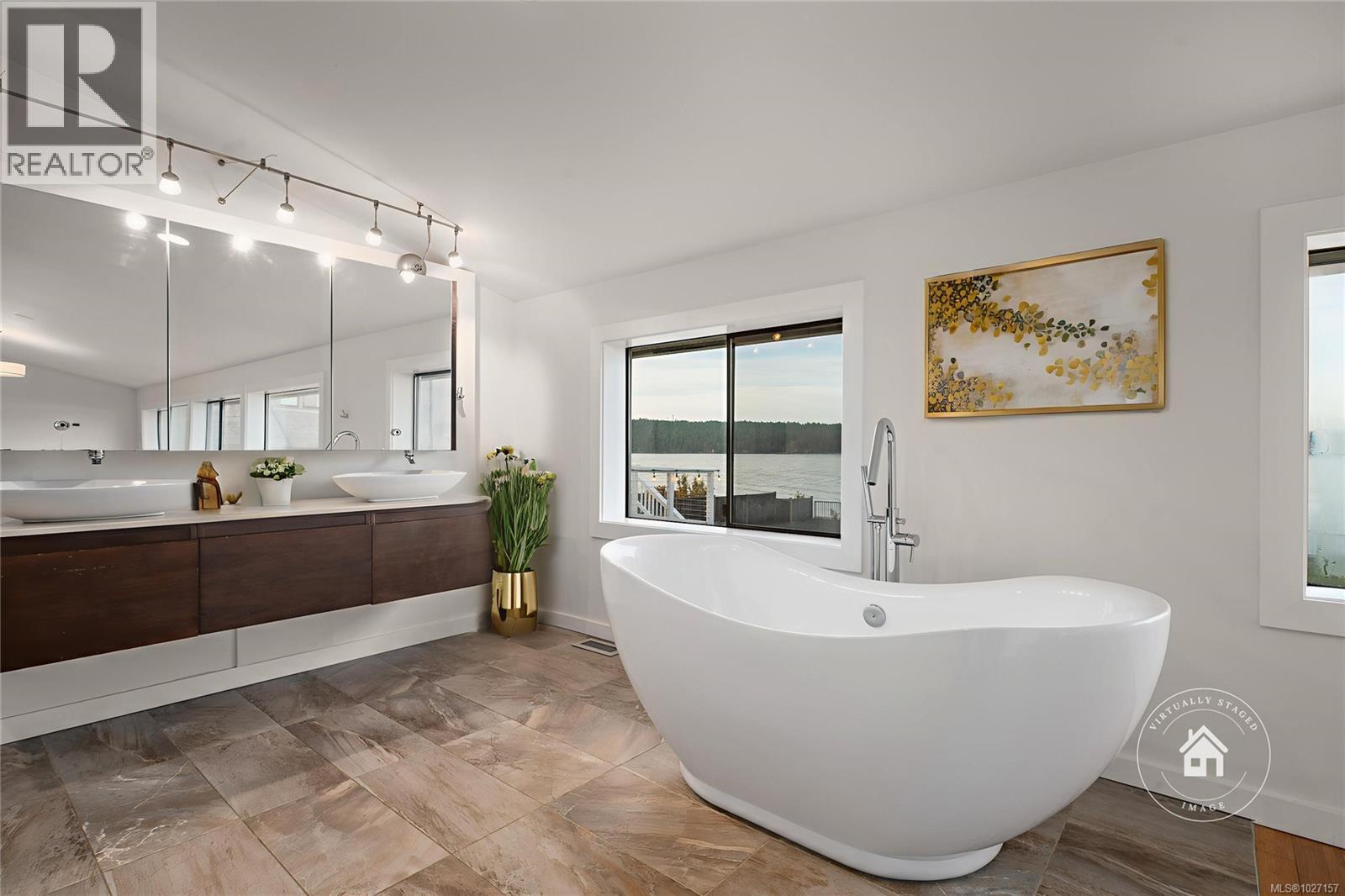 7850 SHANGRI-LA RD - 72