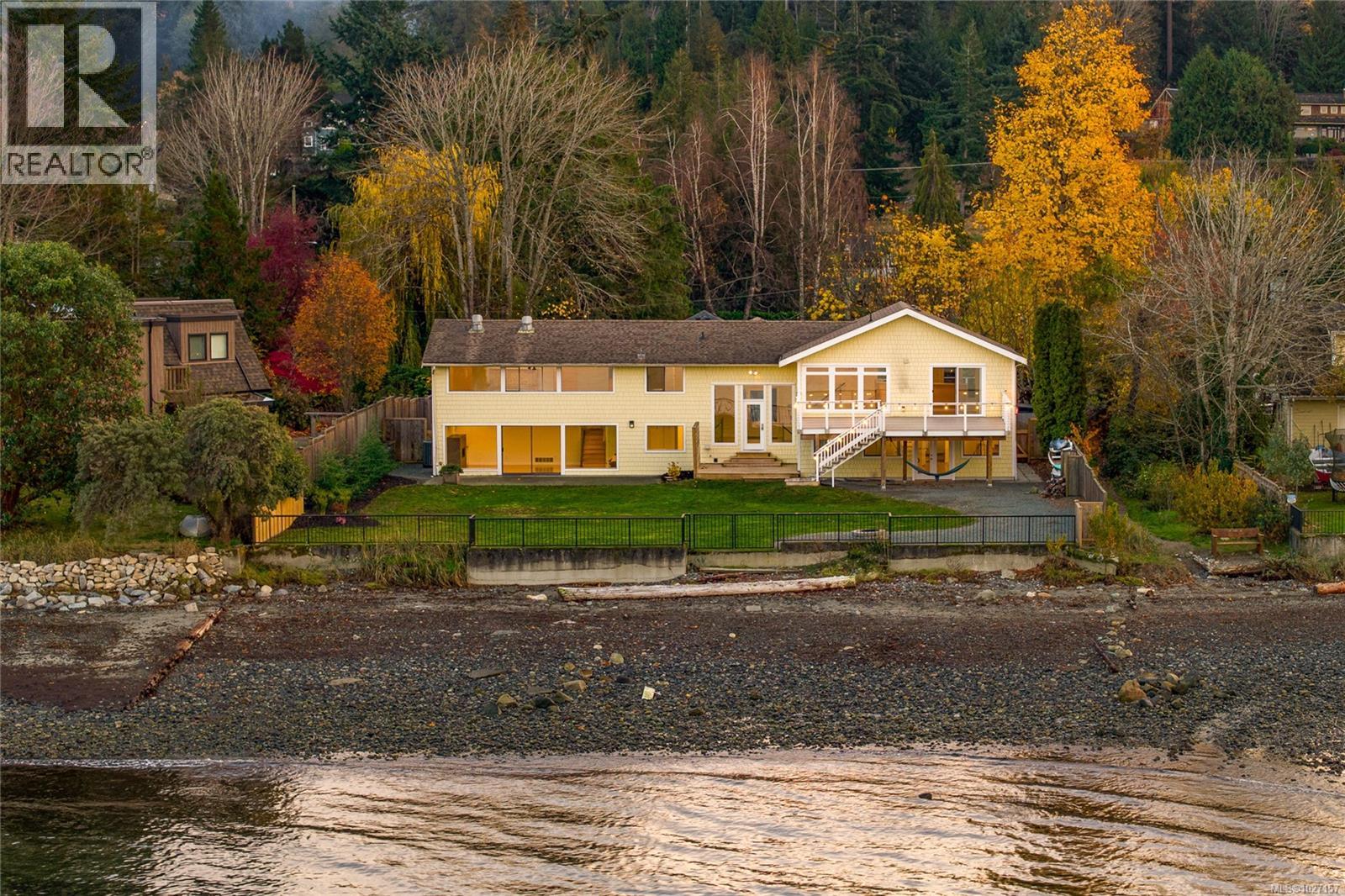 7850 SHANGRI-LA RD - 93