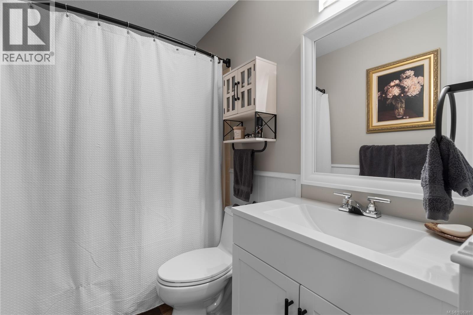 368 PETROGLYPH CRES - 10