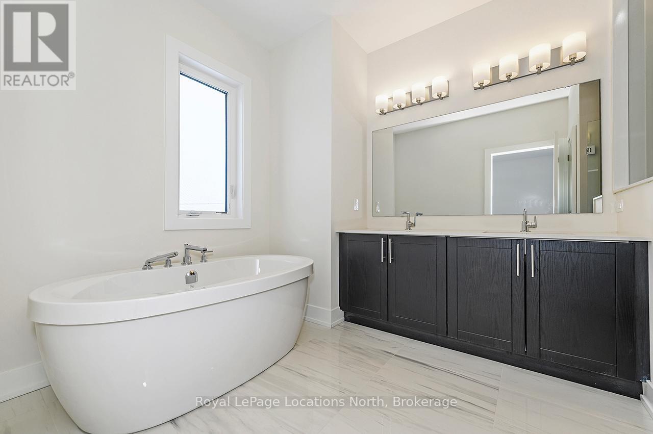 111 CLEMENT LANE - 33