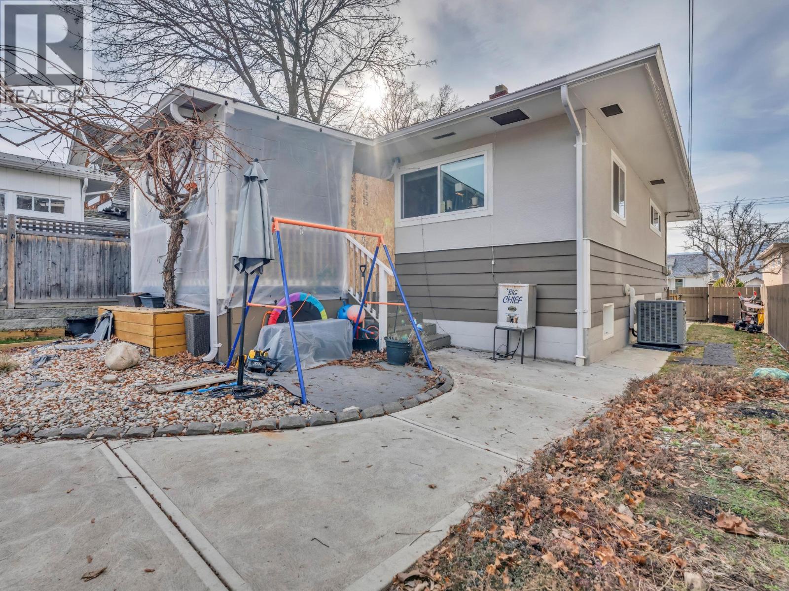 526 Braid Street, Penticton