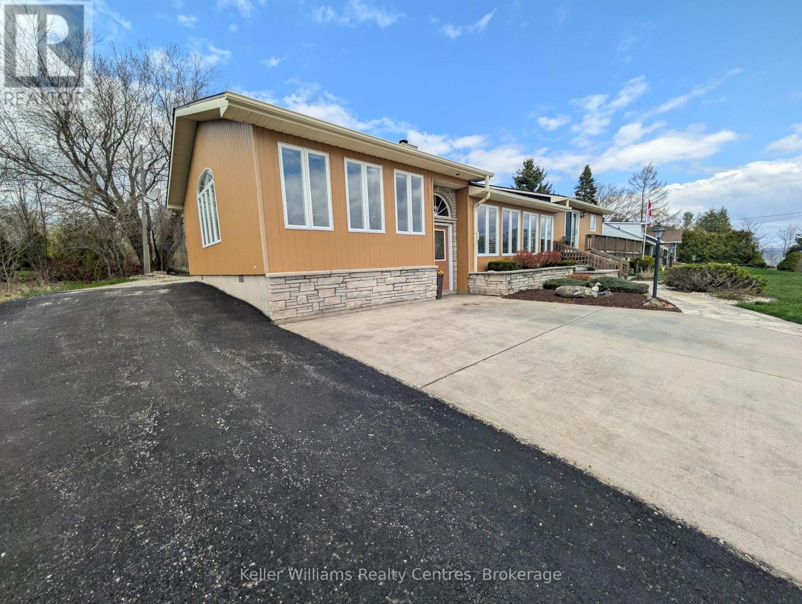 11 MALLORY BEACH ROAD - 4