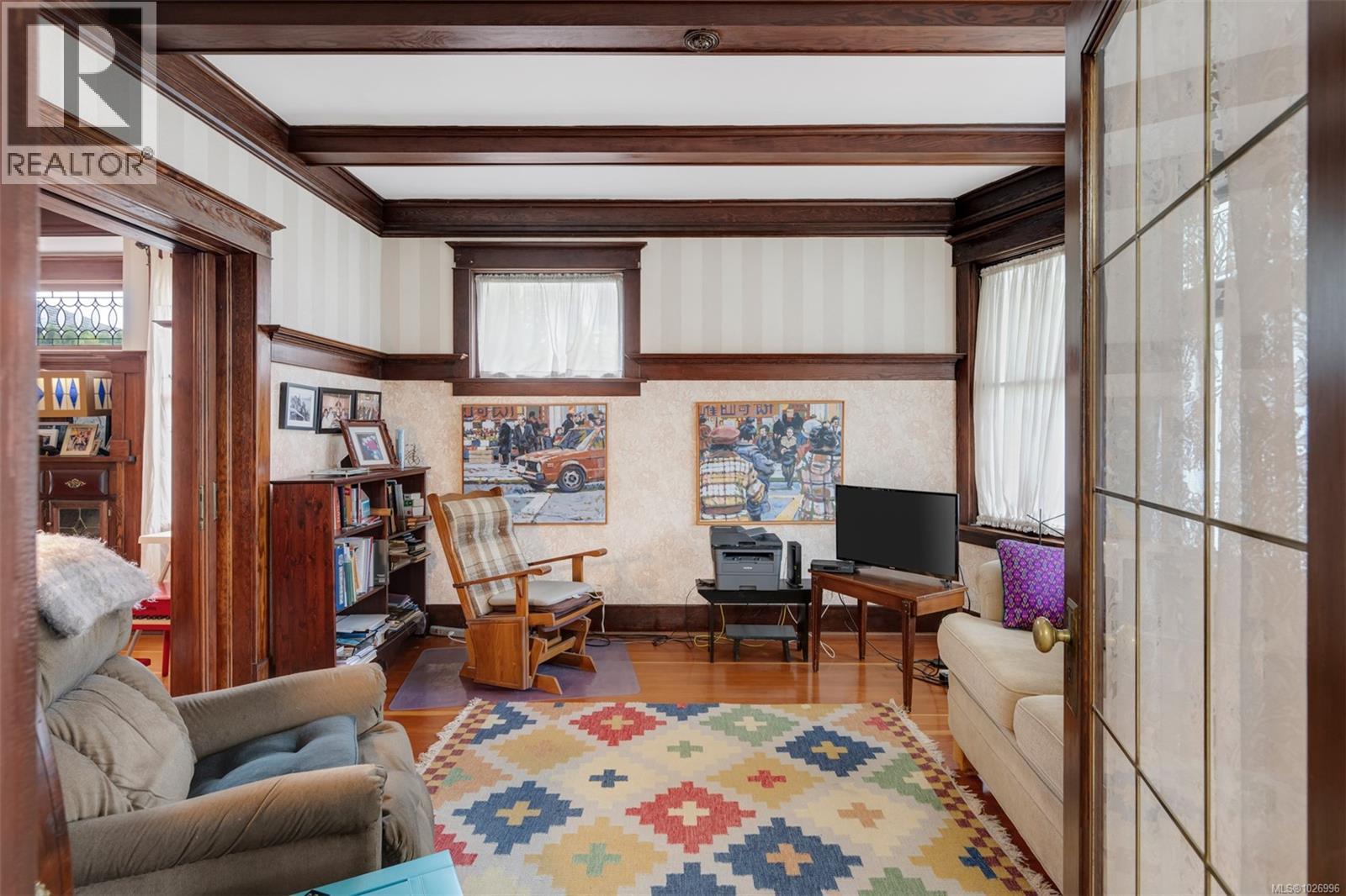  470 Constance Avenue, Esquimalt