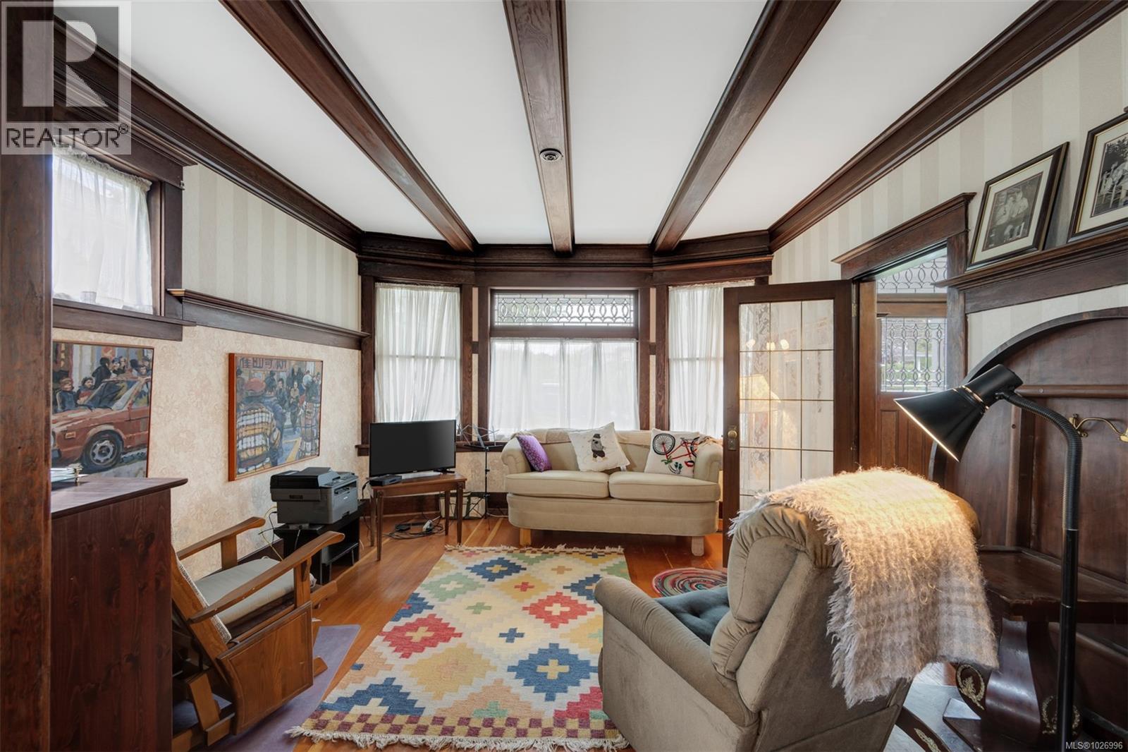  470 Constance Avenue, Esquimalt