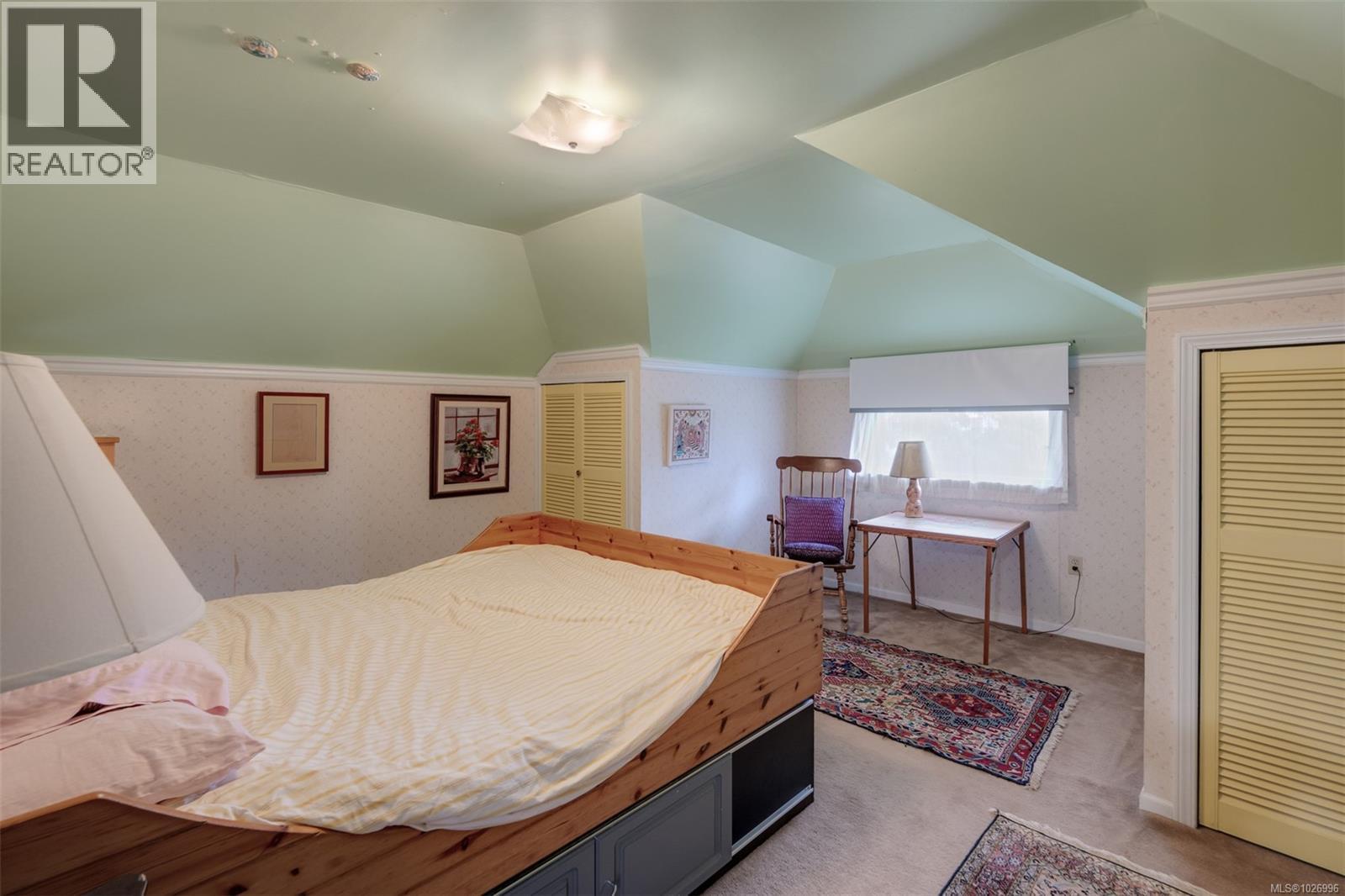  470 Constance Avenue, Esquimalt