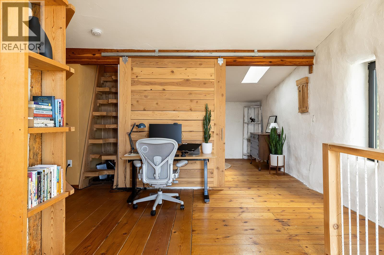  6226 Sanderson Avenue, Peachland