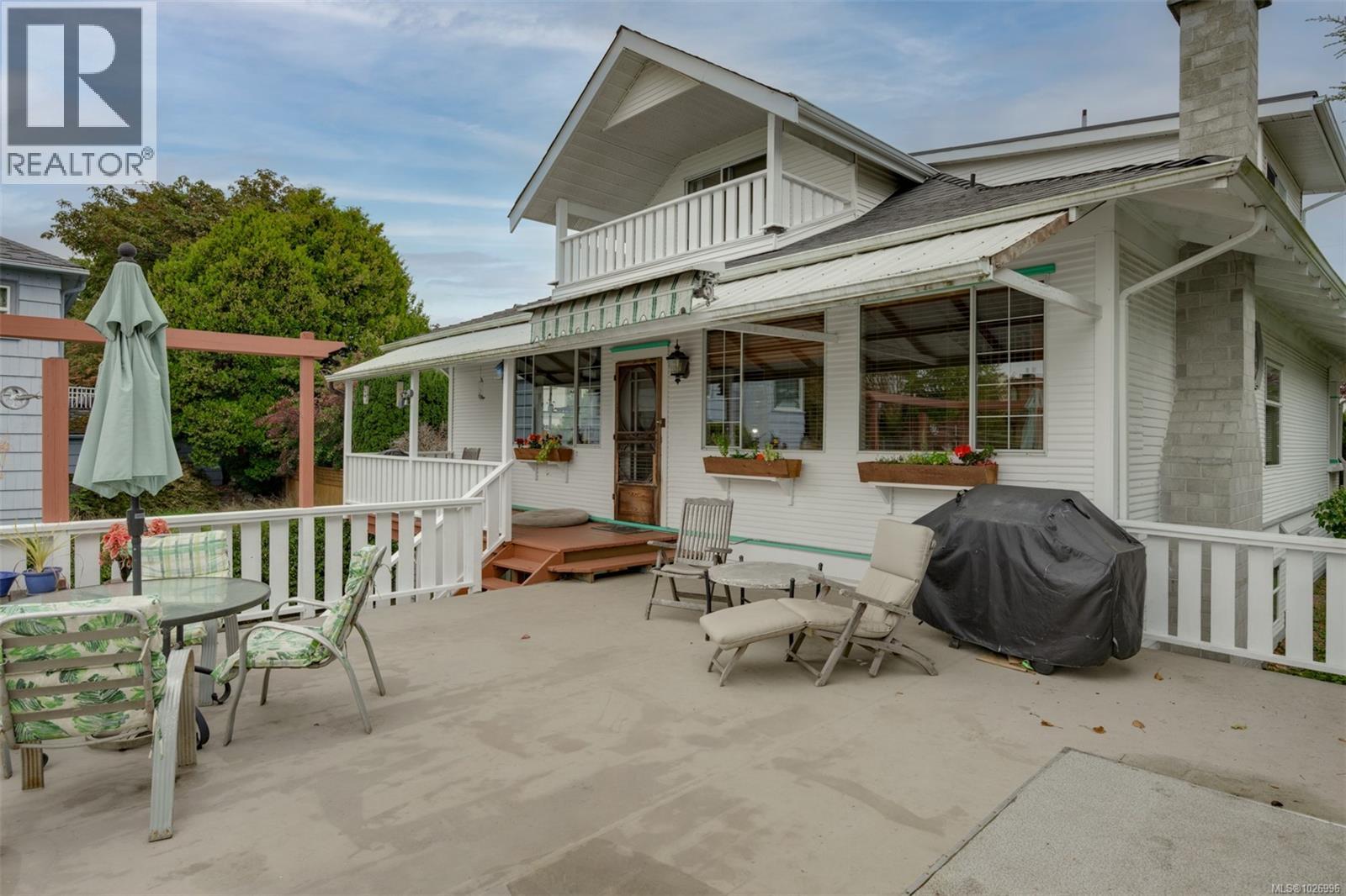  470 Constance Avenue, Esquimalt