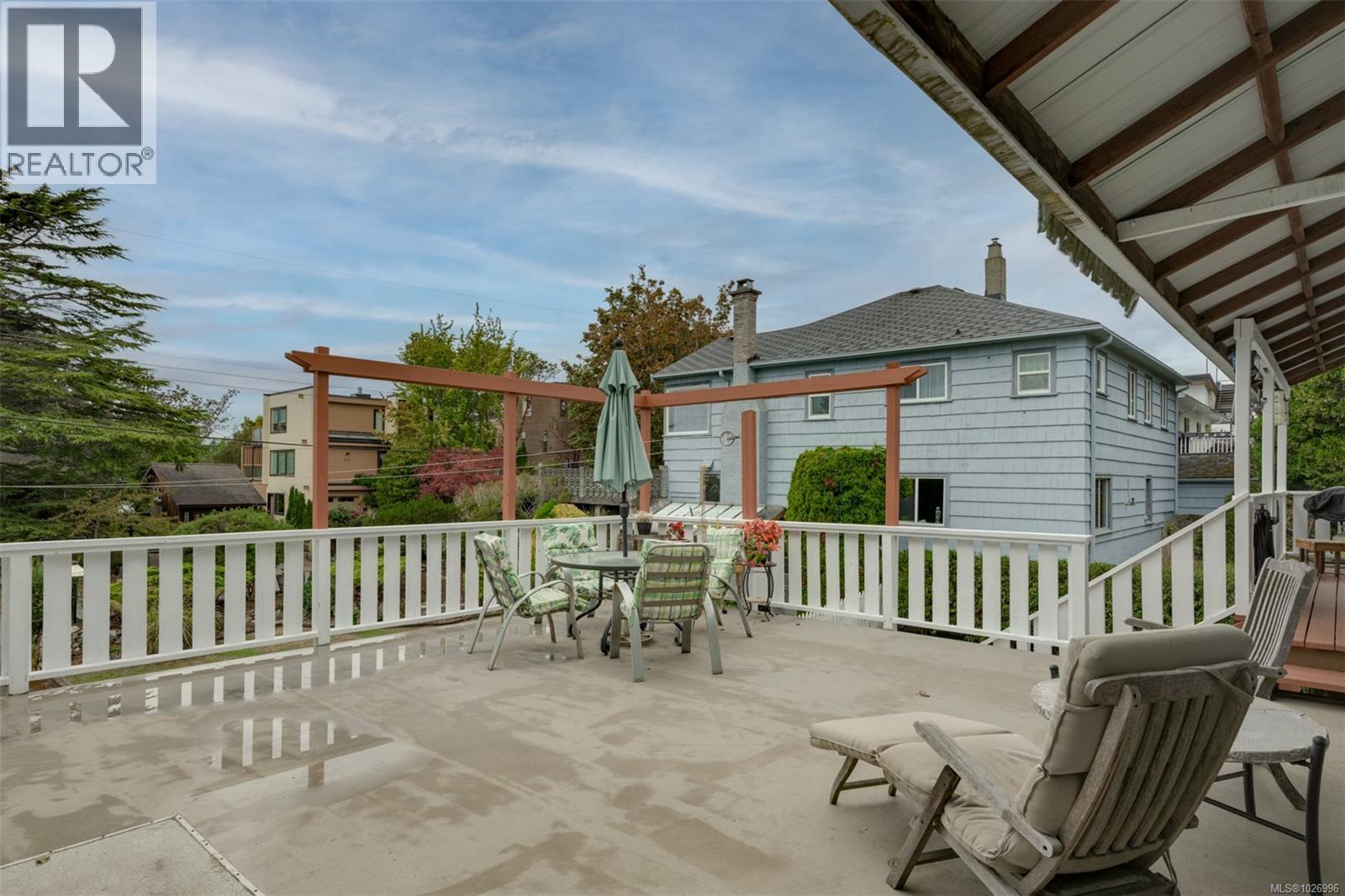  470 Constance Avenue, Esquimalt