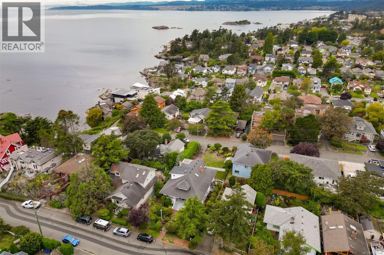  470 Constance Avenue, Esquimalt